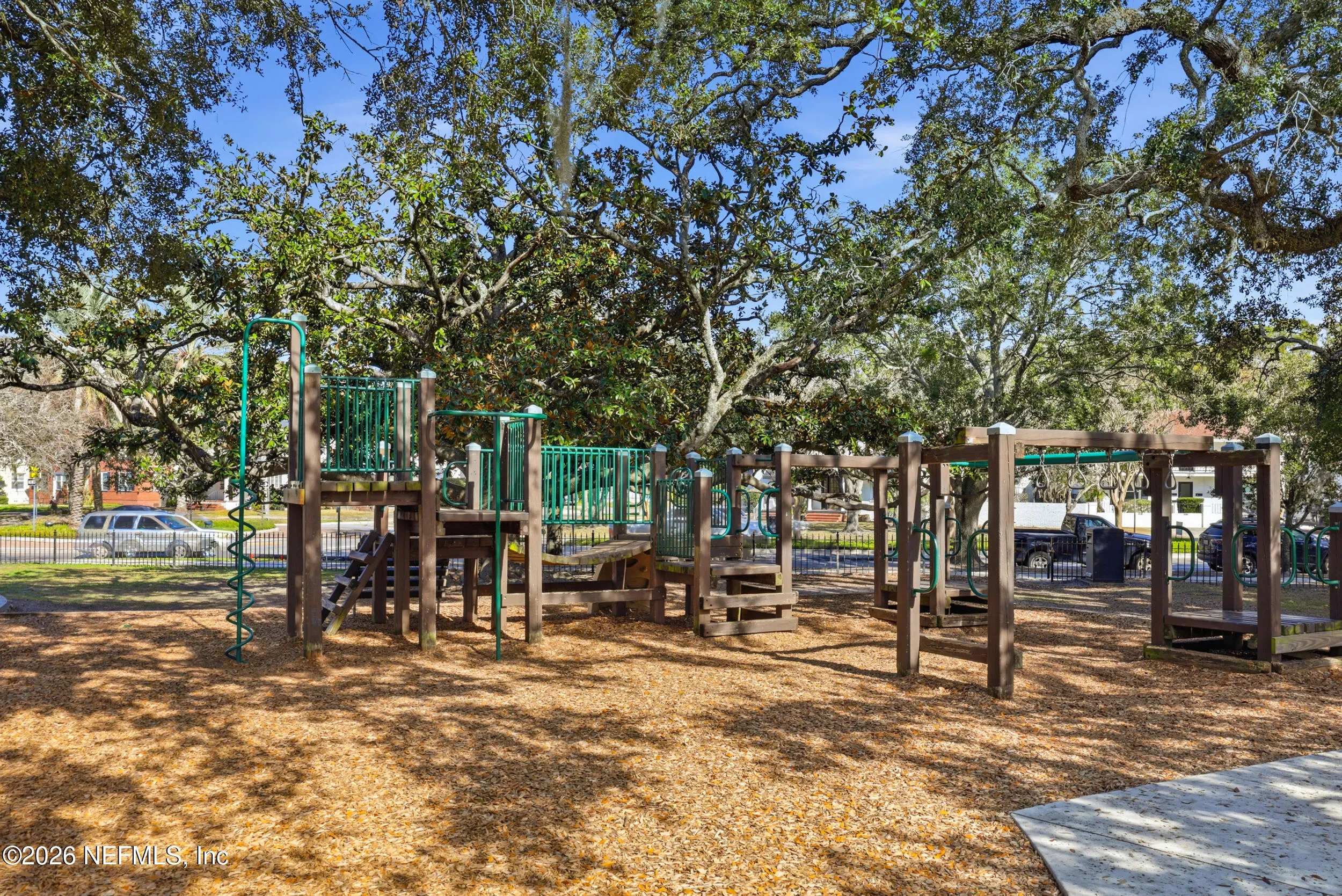 Jacksonville, Florida, 32207, United States, 6 Bedrooms Bedrooms, ,5 BathroomsBathrooms,Residential,Active,2009352