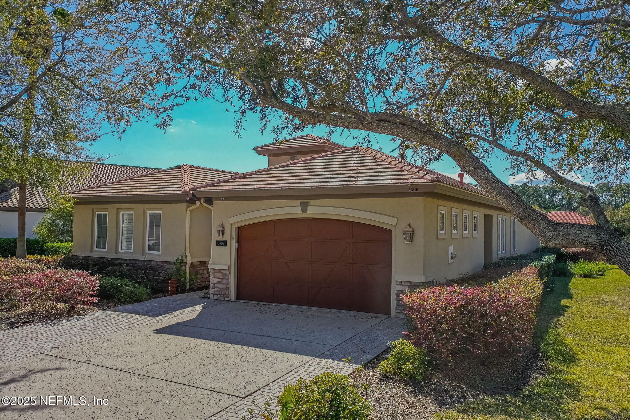 3808 CATANIA Place