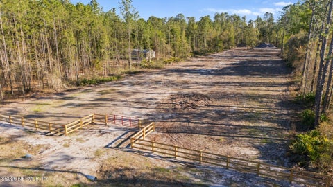 Photo of 6055 WESTWOOD Road S, Jacksonville, FL 32234 (MLS # 2165111)