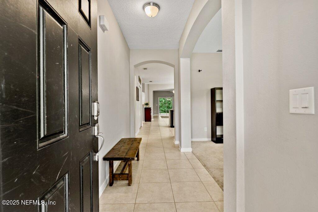 117 MISSION COVE Circle