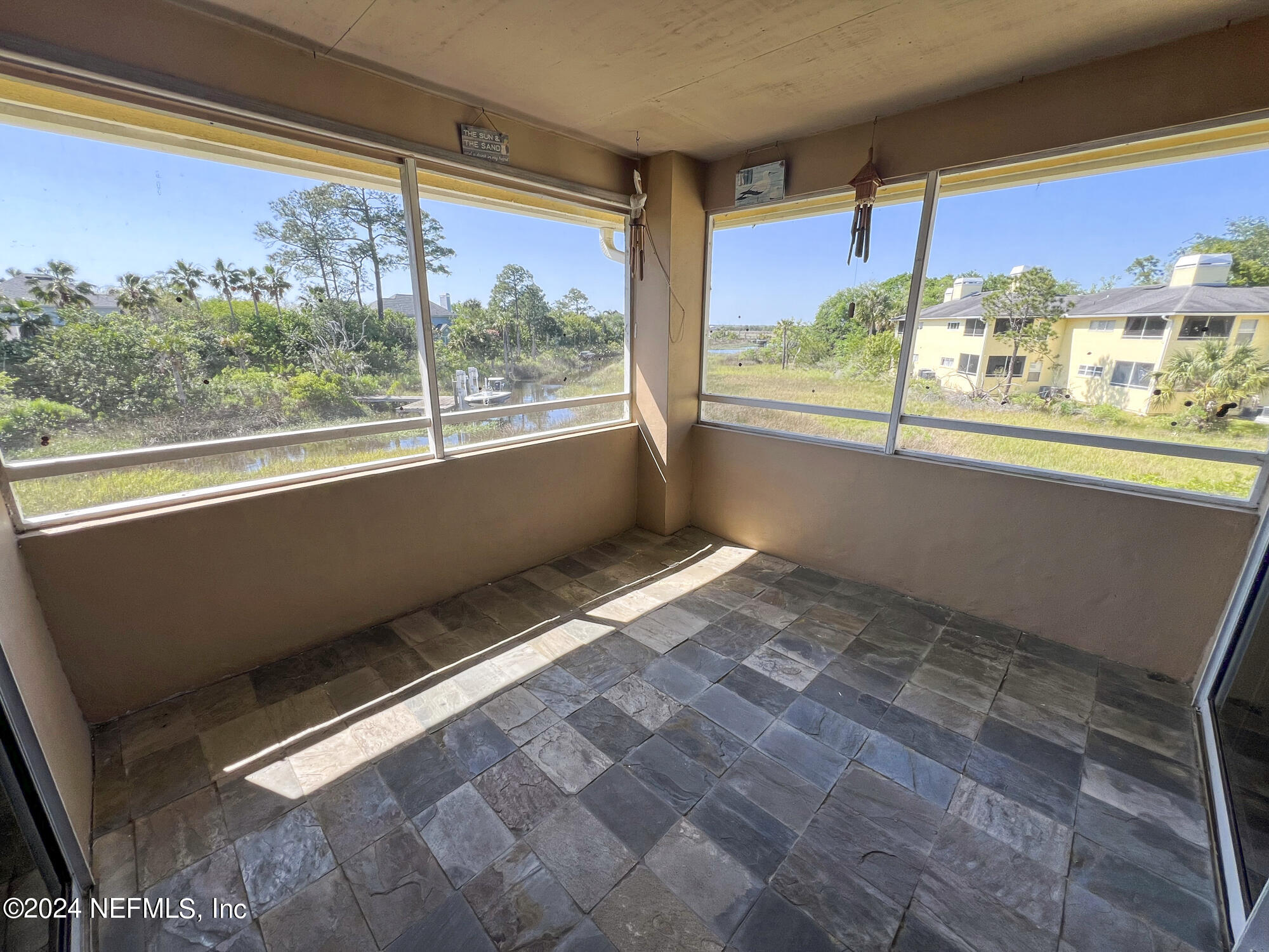 Jacksonville Beach, FL home for sale located at 1800 The Greens Way Unit 1402, Jacksonville Beach, FL 32250