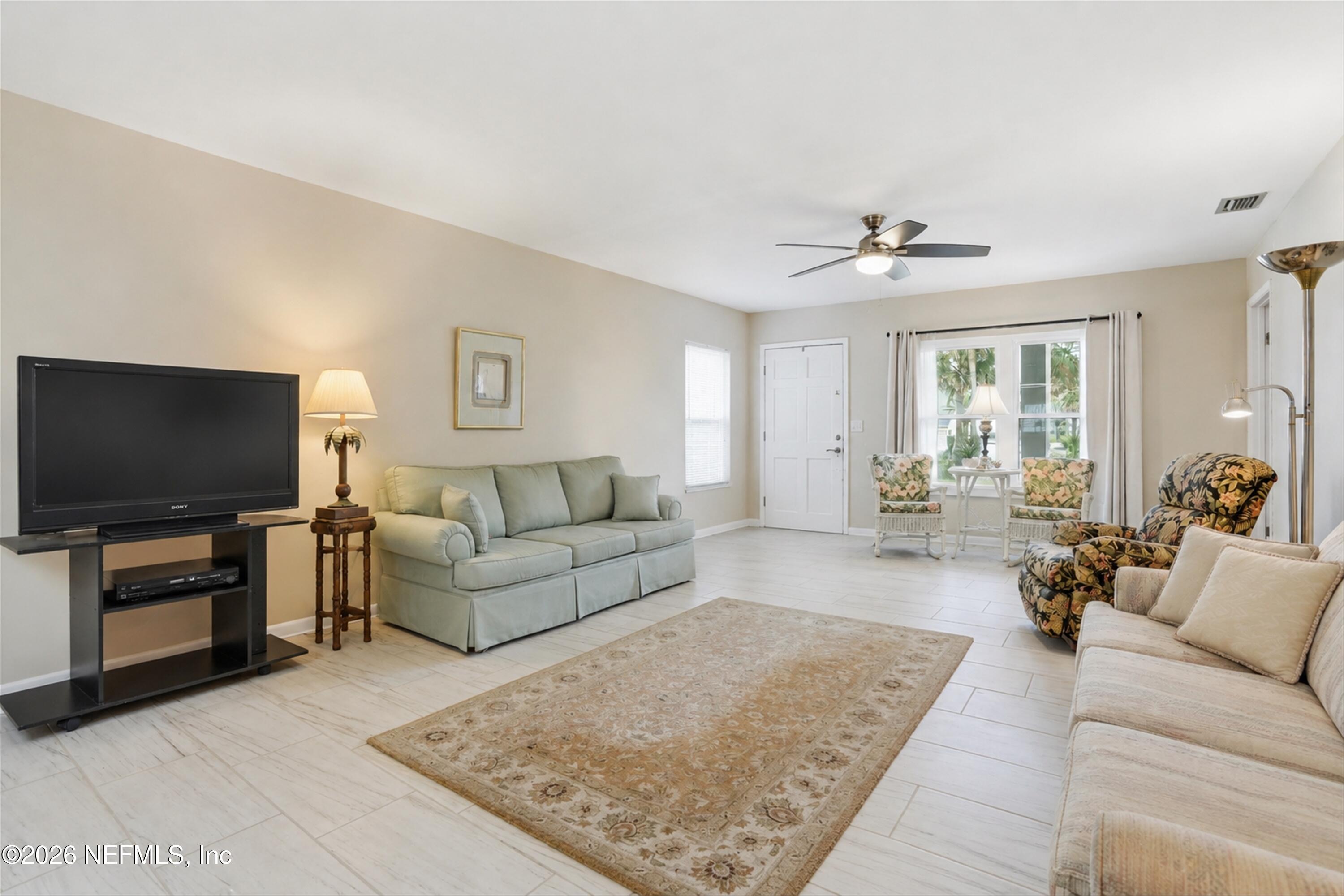 124/126 HOPKINS Street