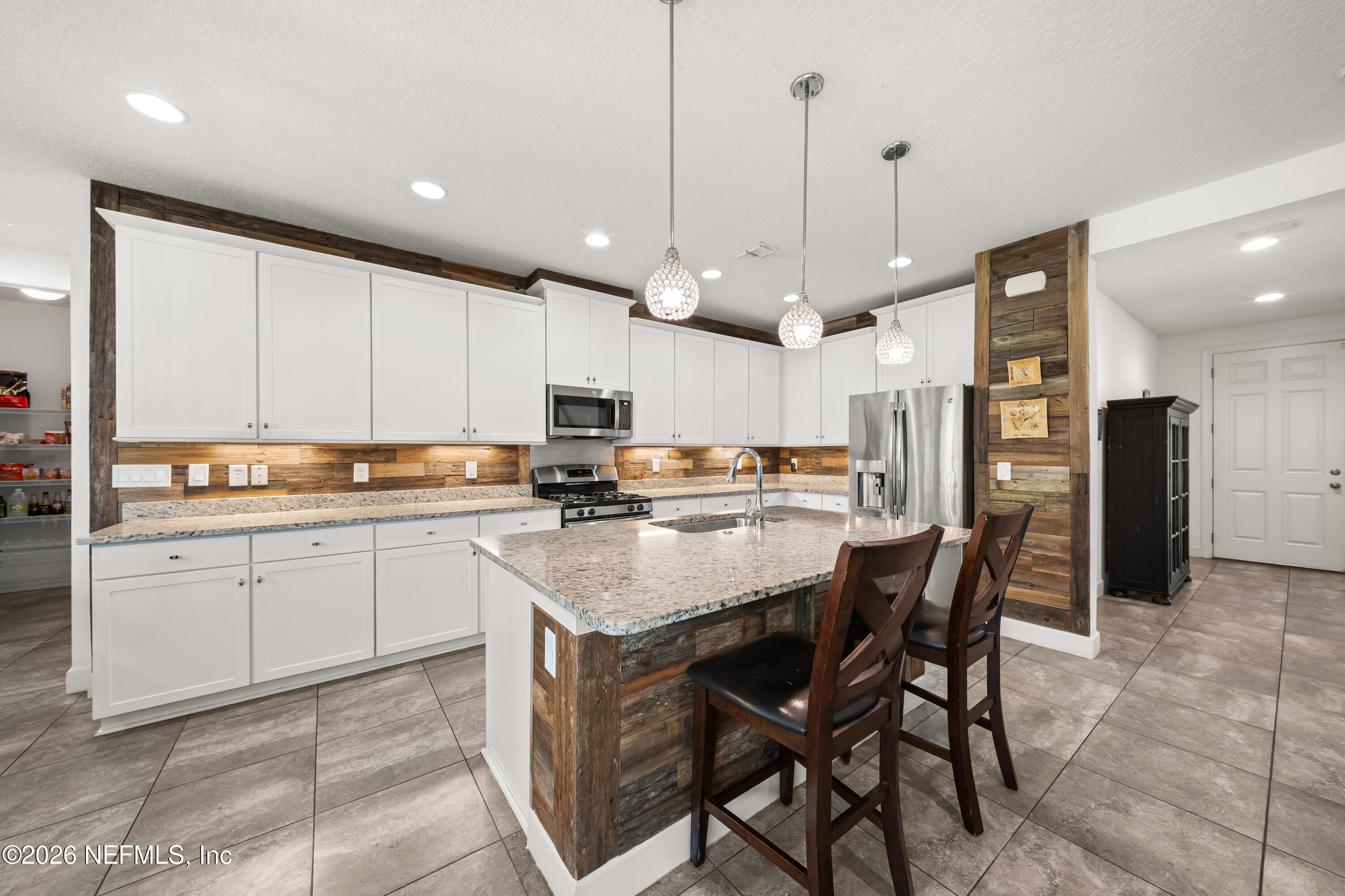 341 ASPEN LEAF Drive