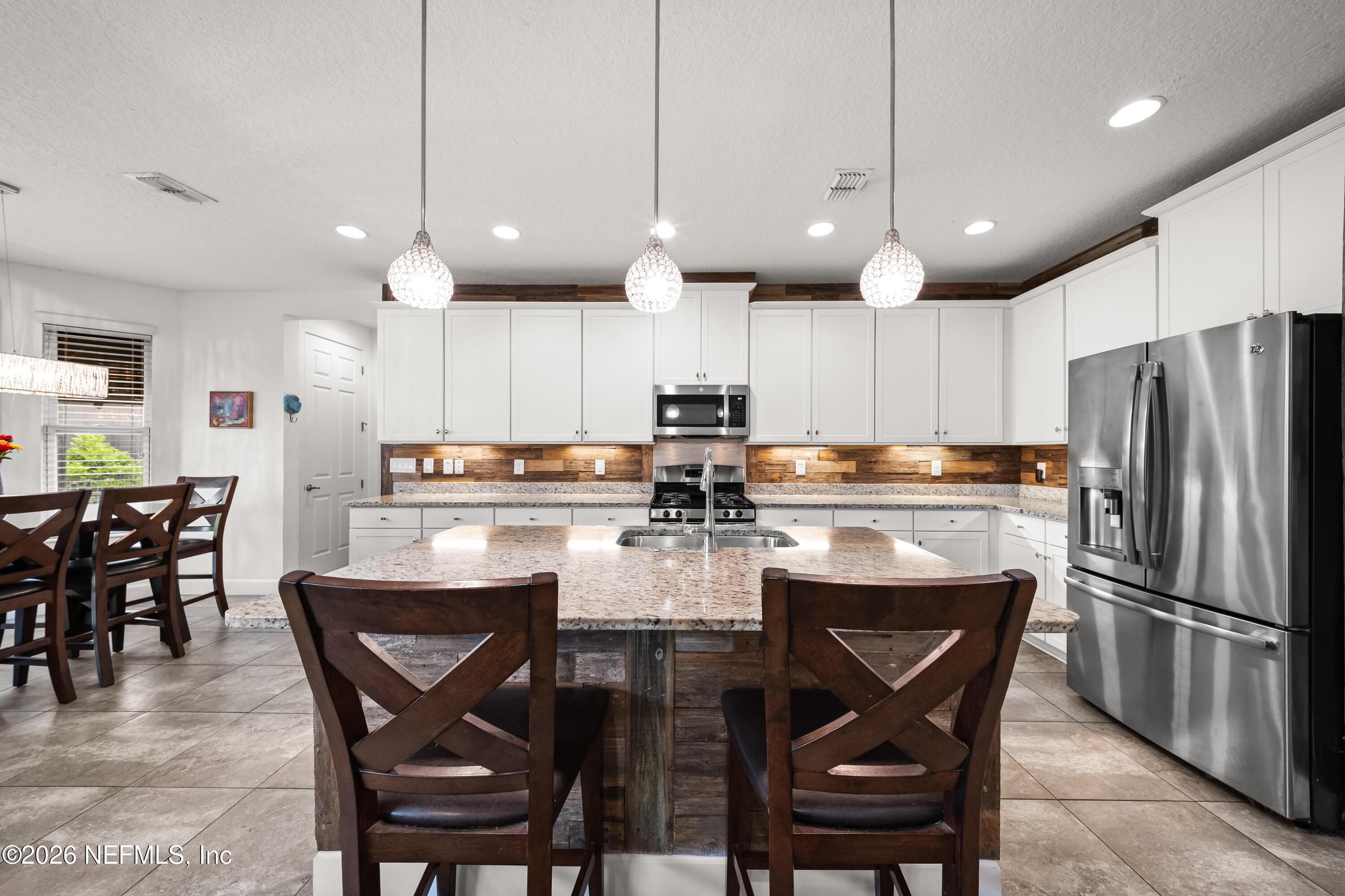 341 ASPEN LEAF Drive