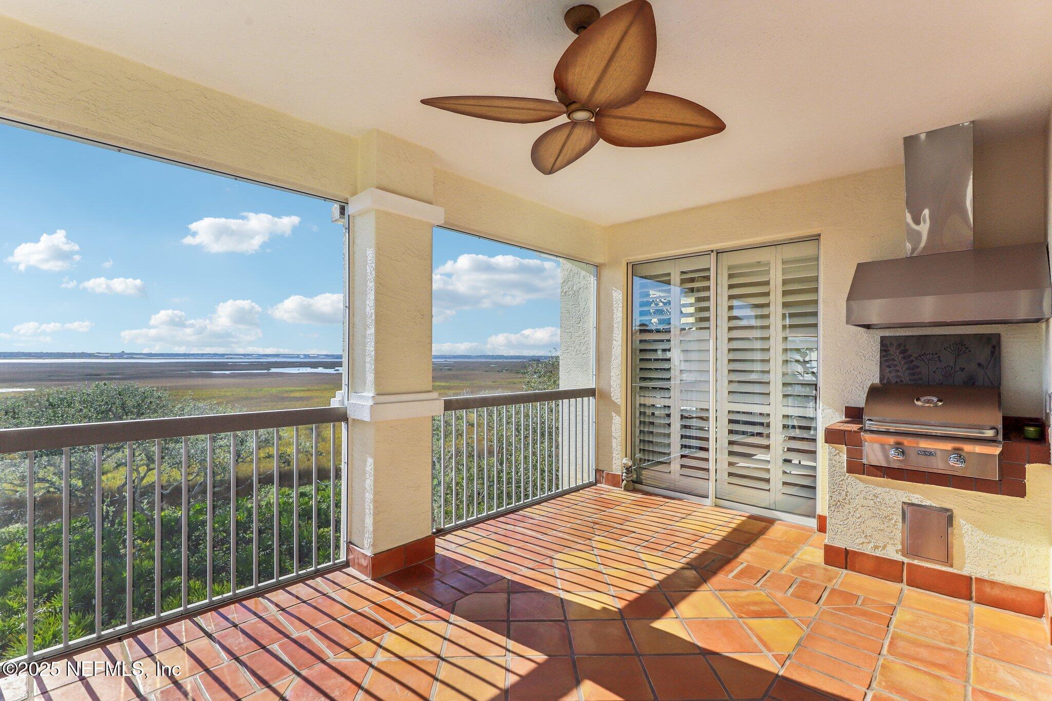 305 S OCEAN GRANDE Drive 302