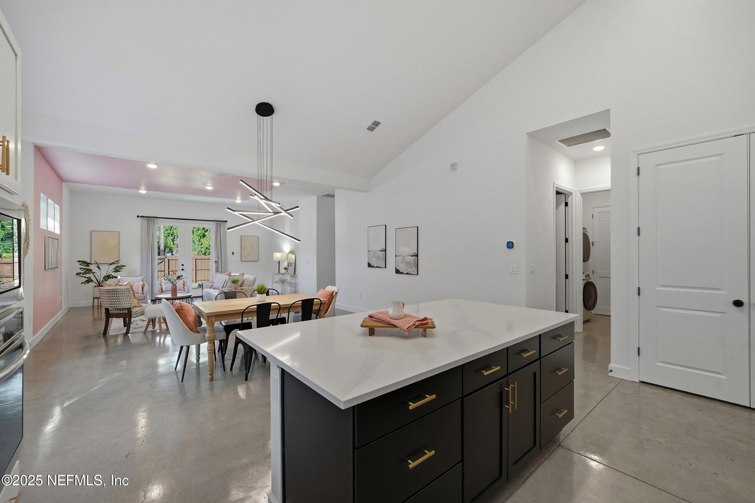 1618 WALNUT Street