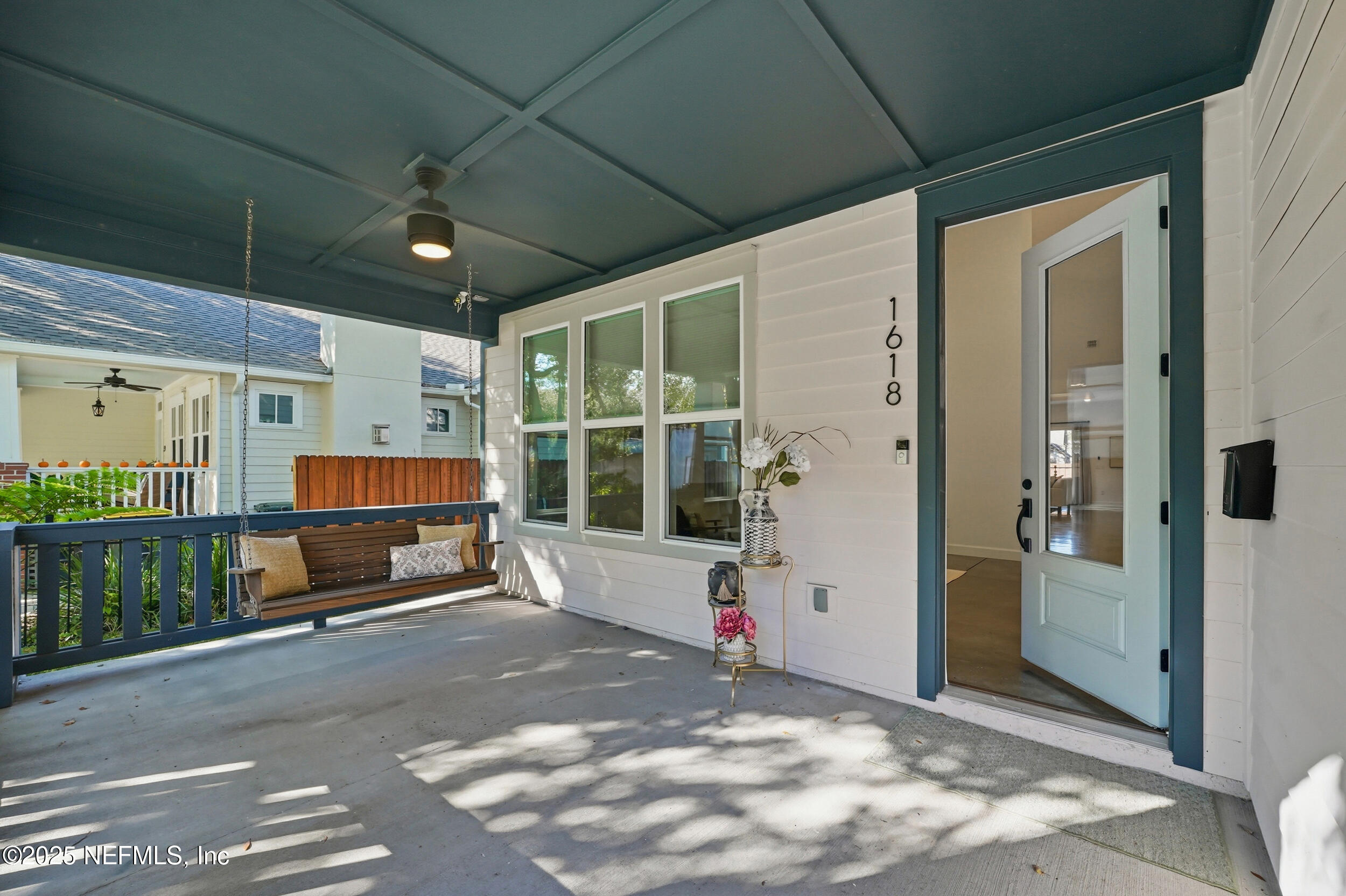 1618 WALNUT Street