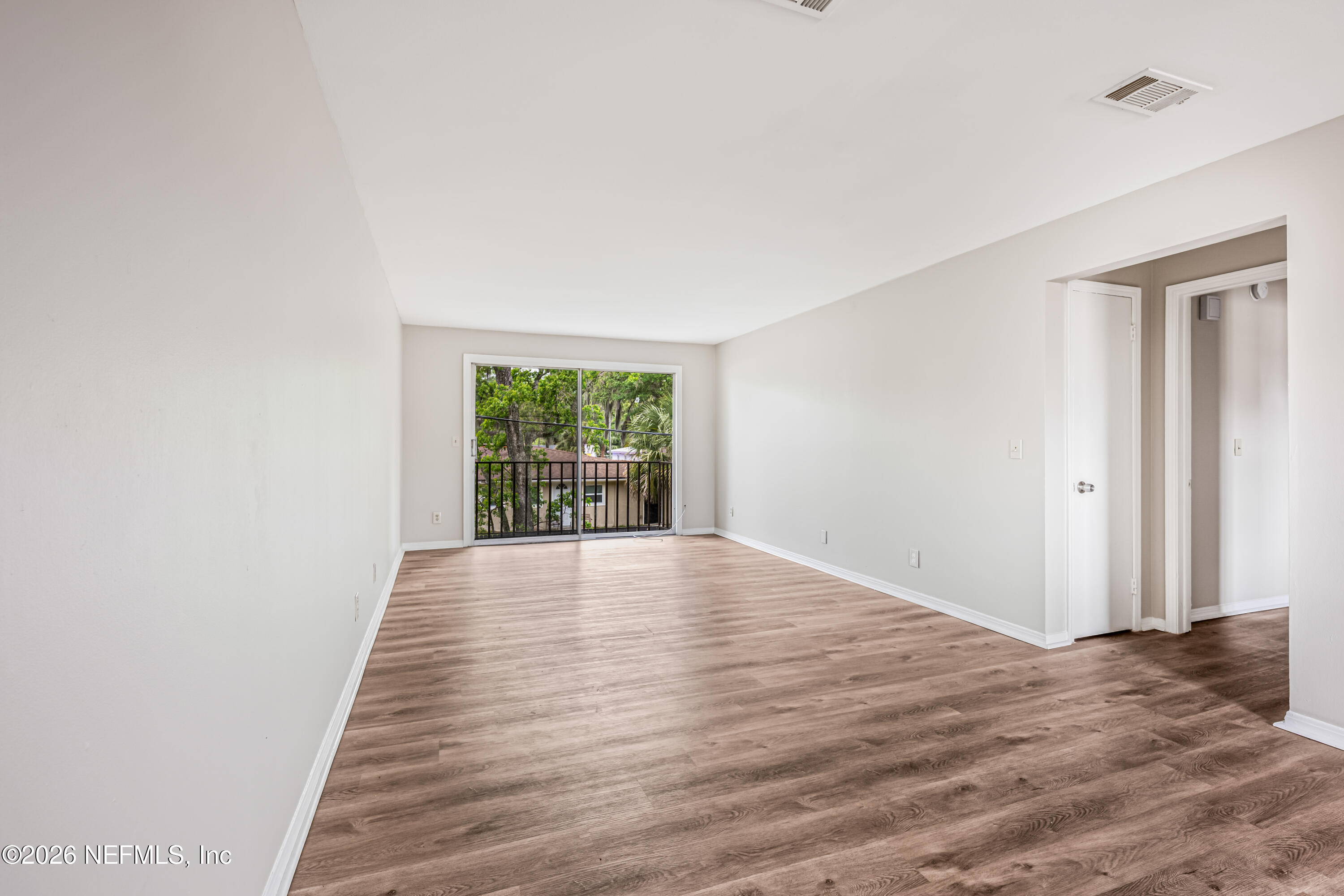 1716 EL CAMINO Road 6