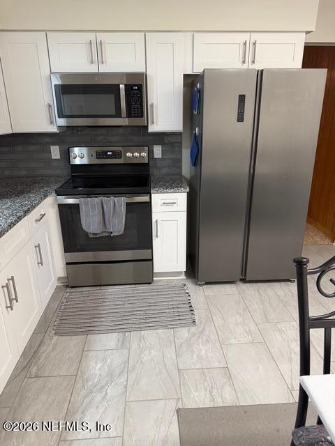 8727 HAVERHILL Street