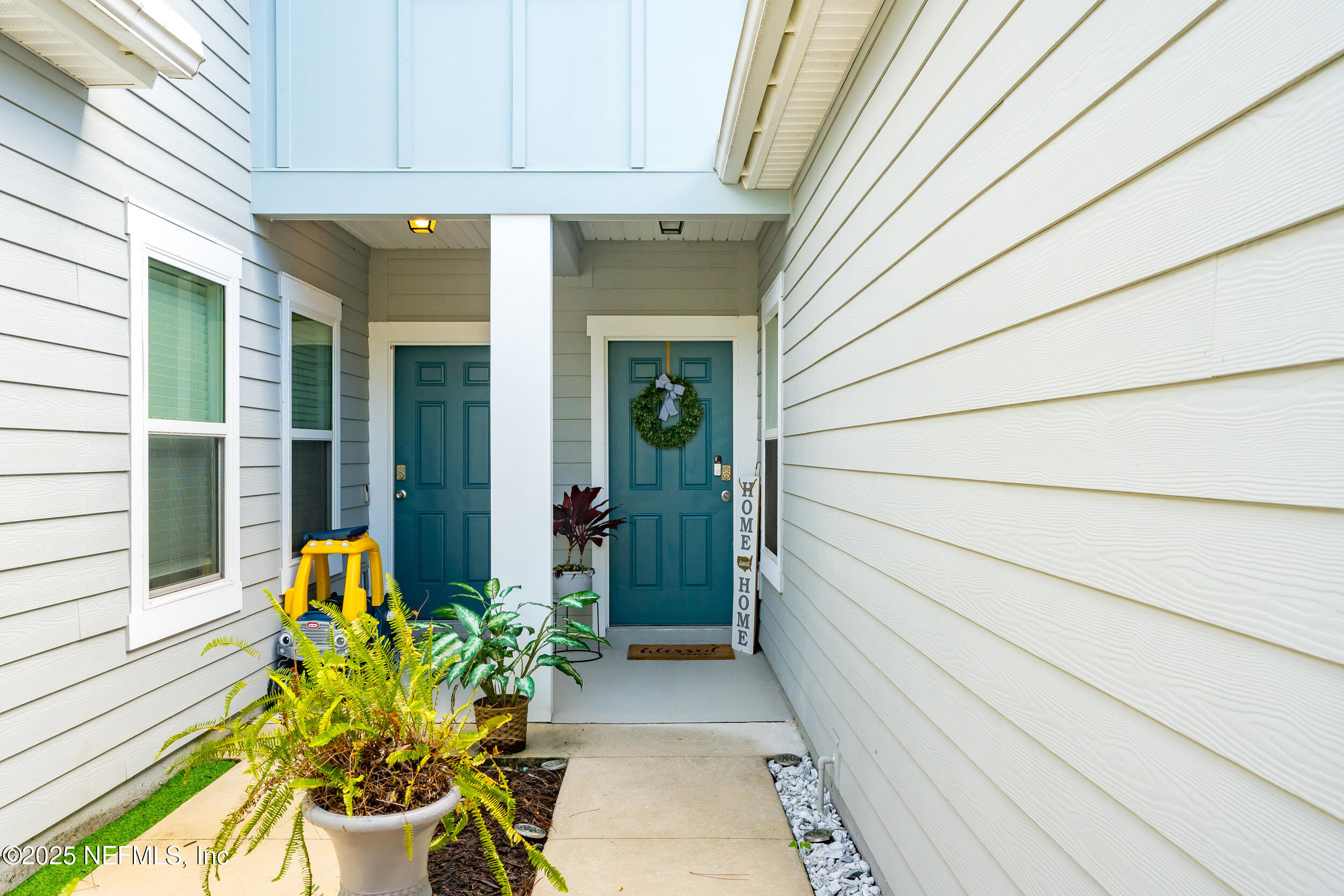 162 SCOTCH PEBBLE Drive