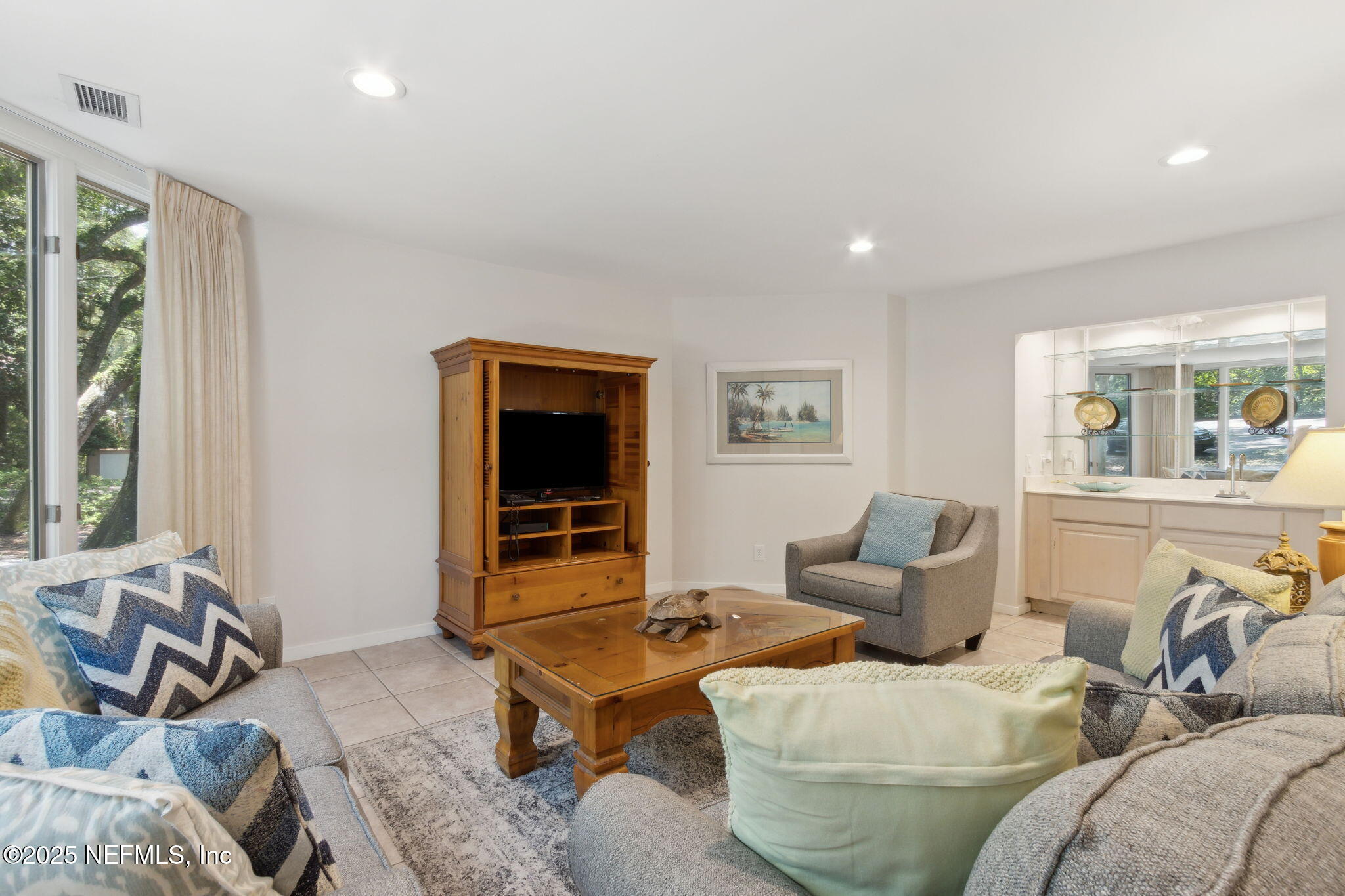 2326/2328 BOXWOOD Lane