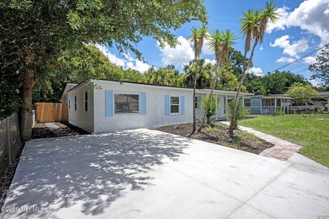 Photo of 3421 INWOOD Circle, Jacksonville, FL 32207 (MLS # 2149231)