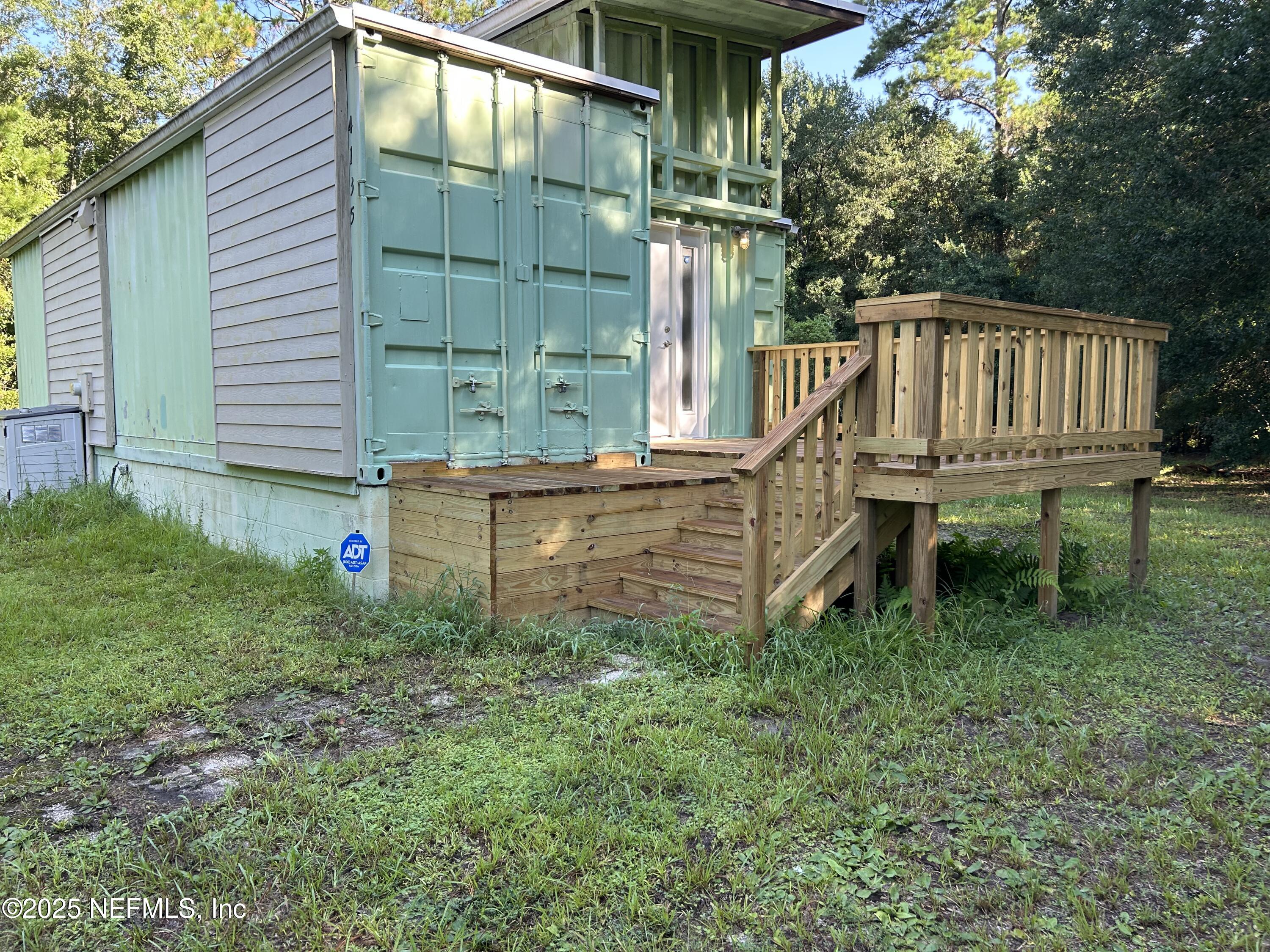 4135 ARTHUR Court