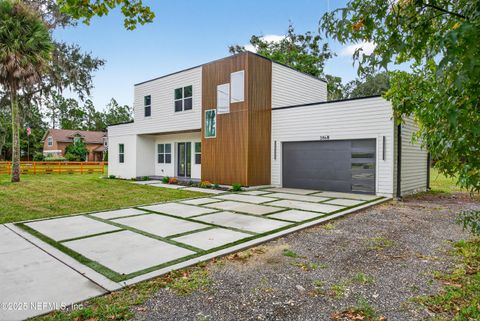 3868 CEDAR POINT Road Jacksonville FL 32226