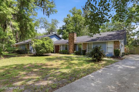 Photo of 10829 CHEATHAM Trail, Jacksonville, FL 32223 (MLS # 2141852)