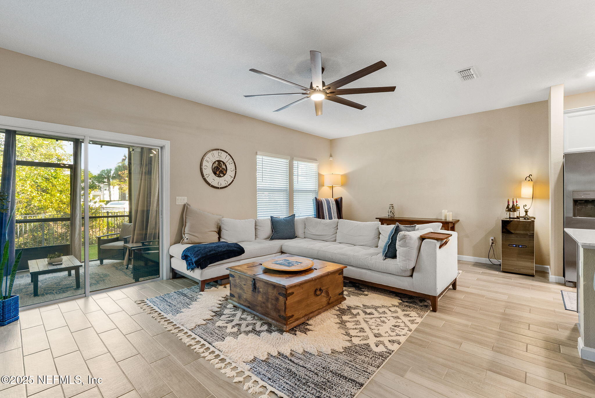 12852 JOSSLYN Lane