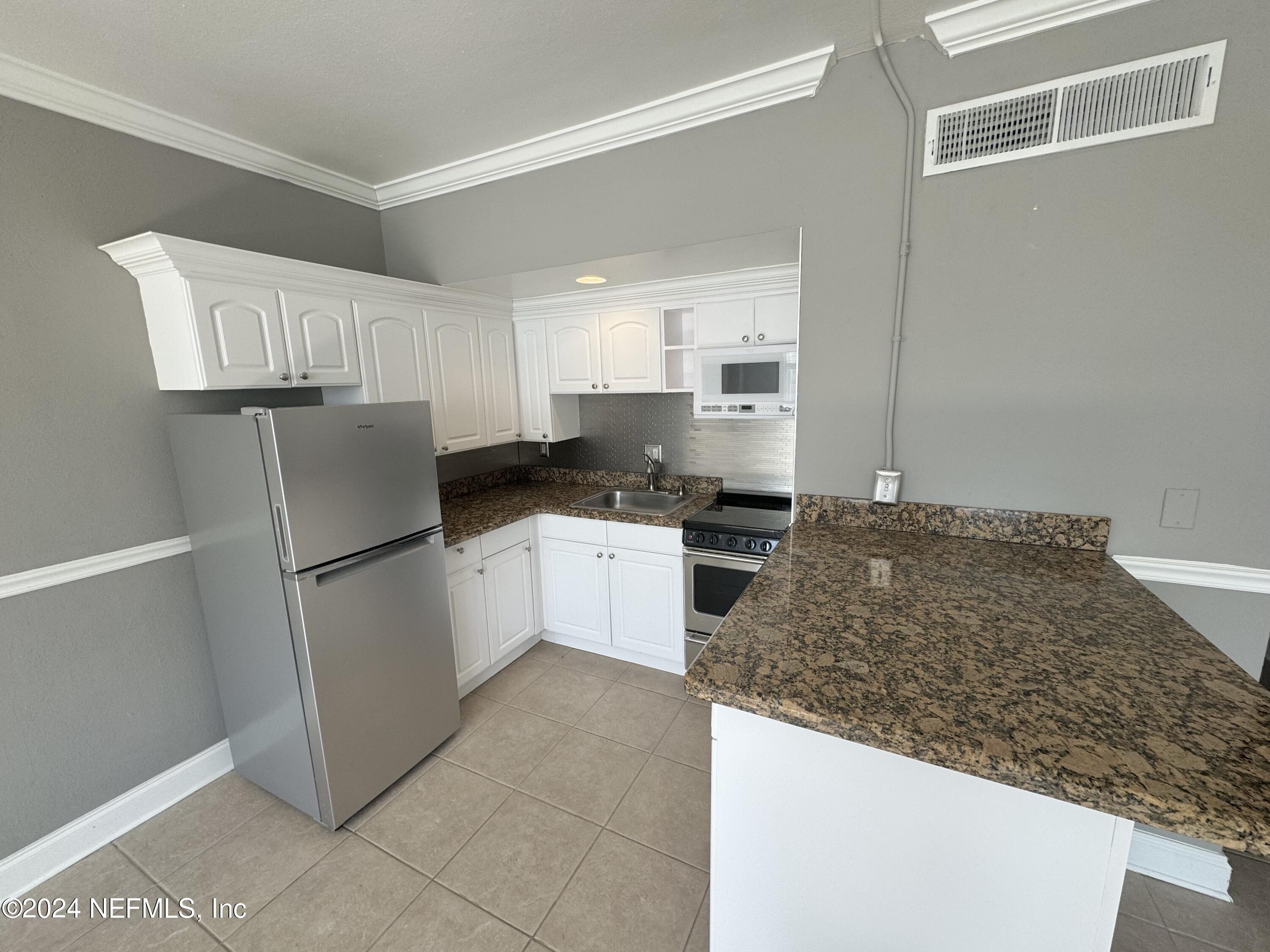 Jacksonville, Florida 32202, United States, ,1 BathroomBathrooms,Residential,Active,65433