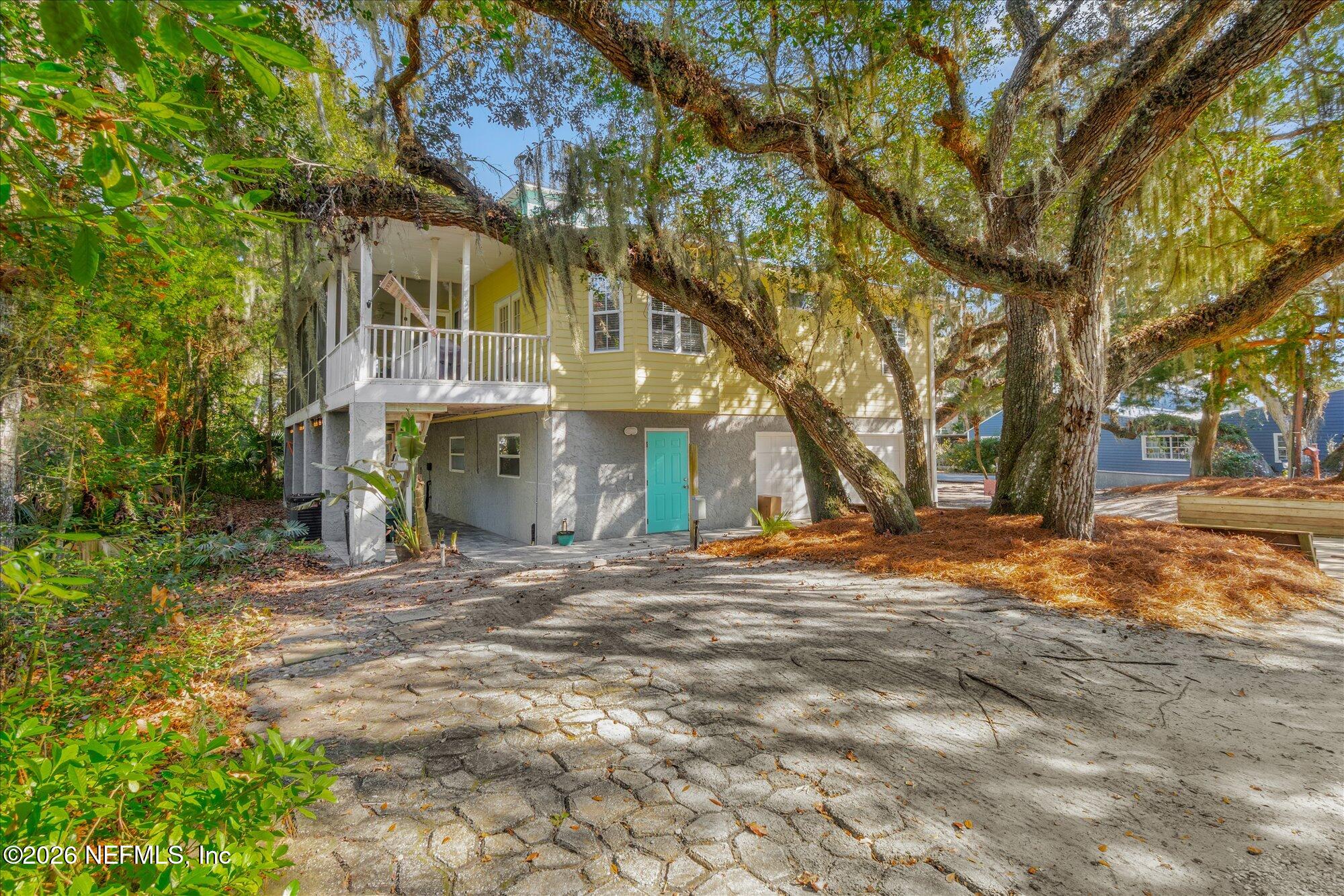1440 CORUNNA Street