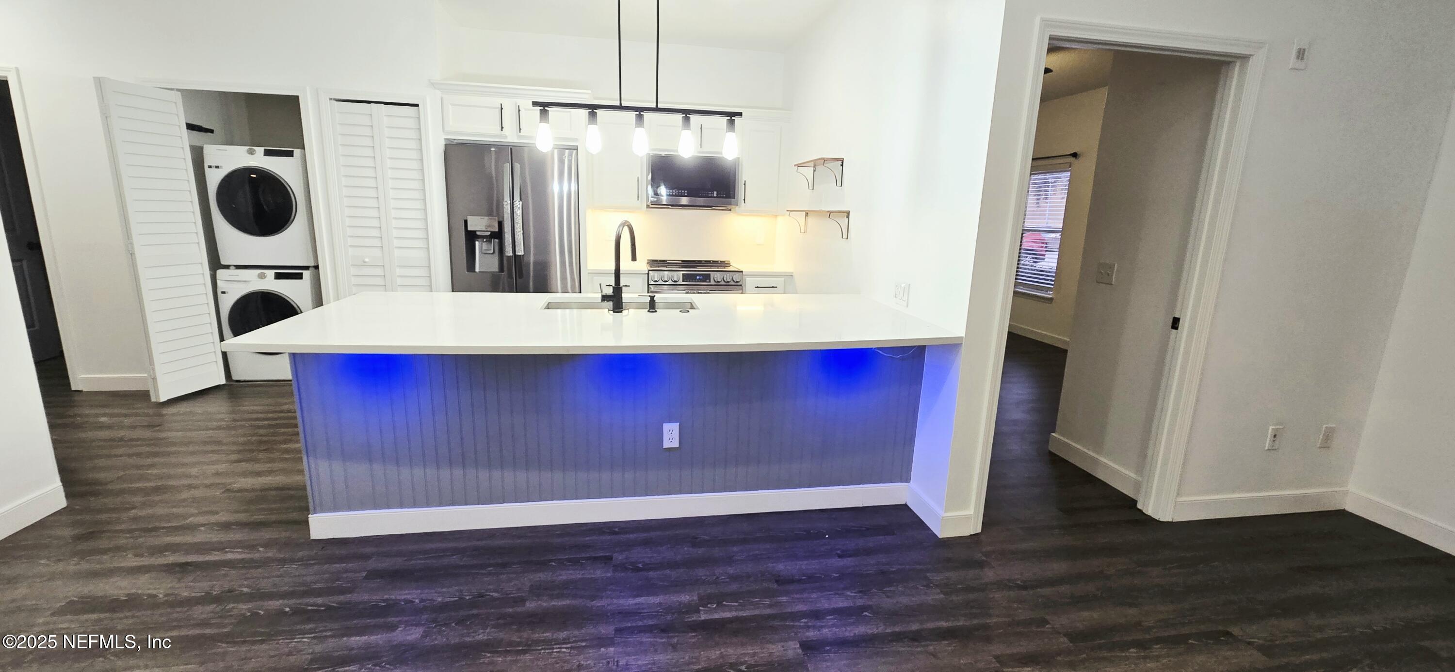 3690 KIRKPATRICK Circle 7-3