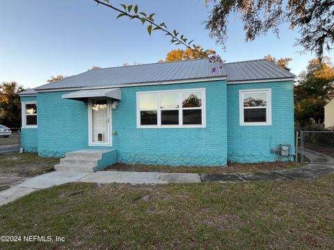 A home in Palatka