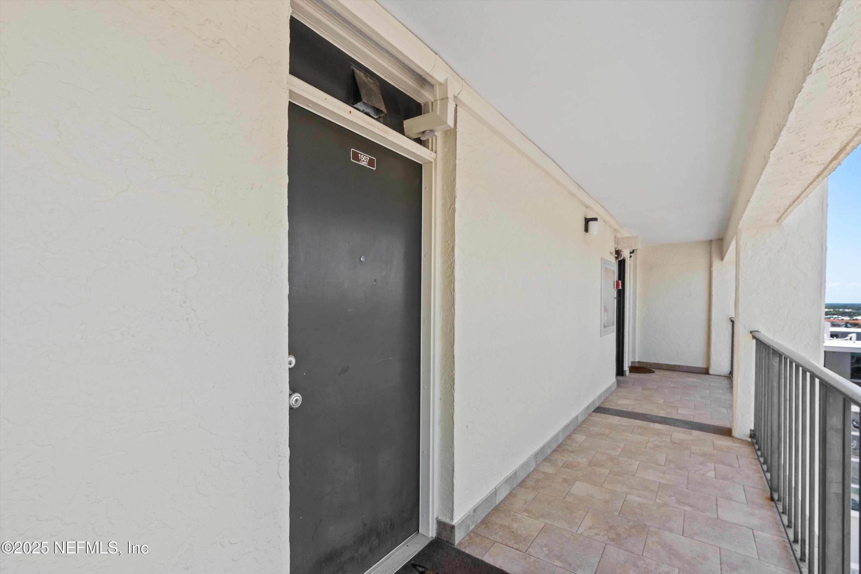 1301 1ST Street S 1507