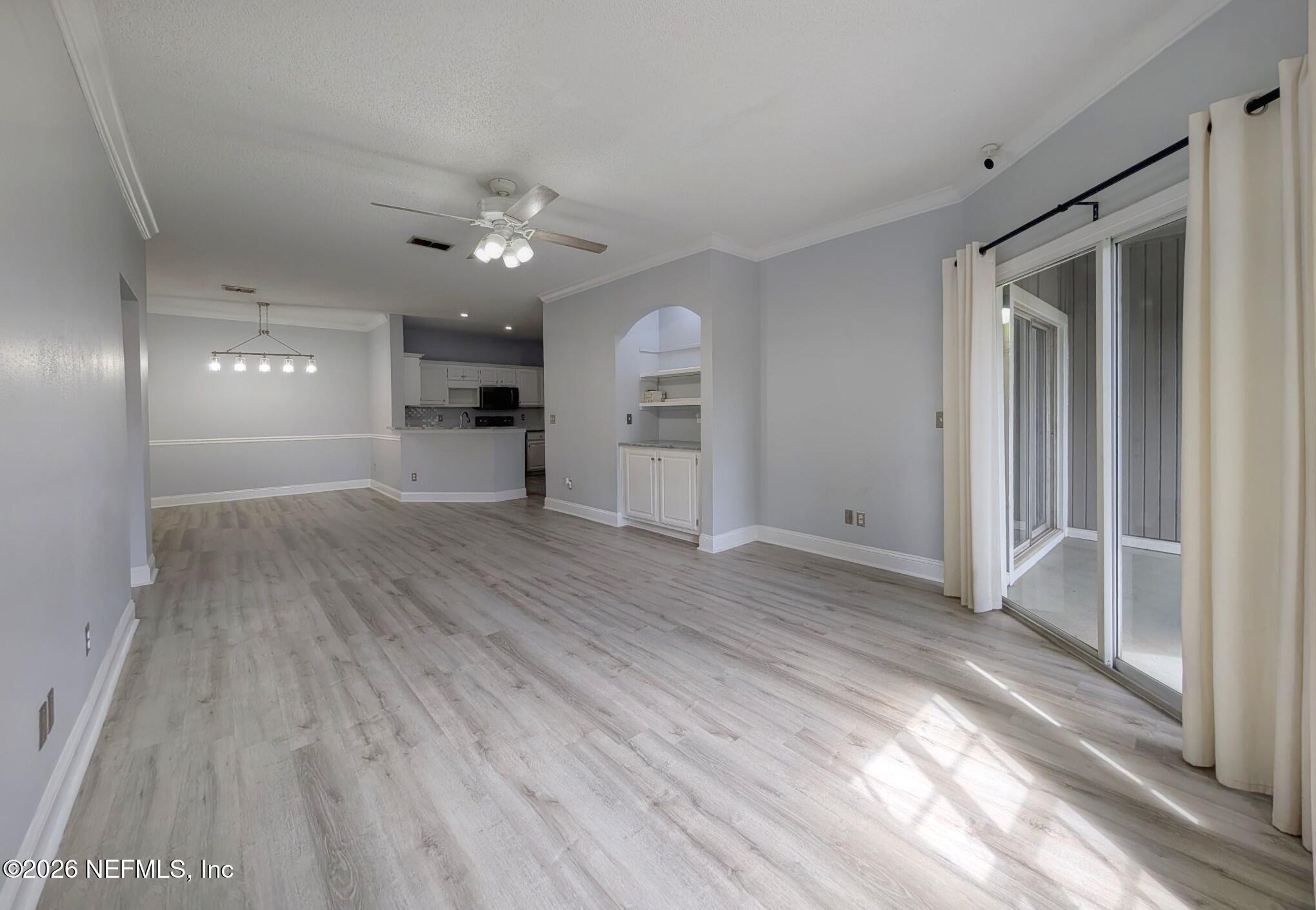 10000 GATE Parkway 726