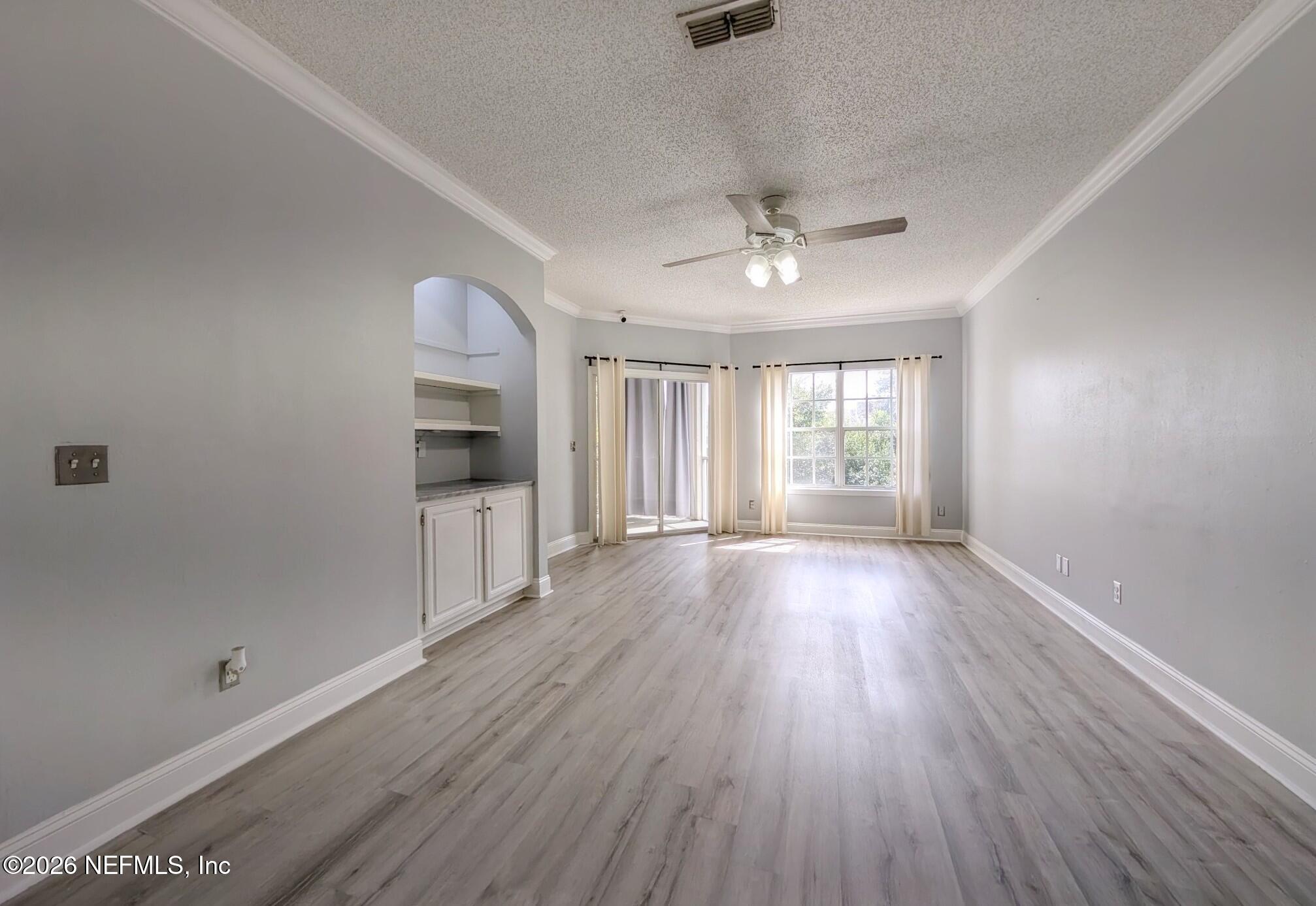 10000 GATE Parkway 726