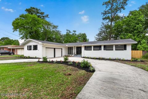 Photo of 2911 CADIZ Avenue, Jacksonville, FL 32217 (MLS # 2143190)