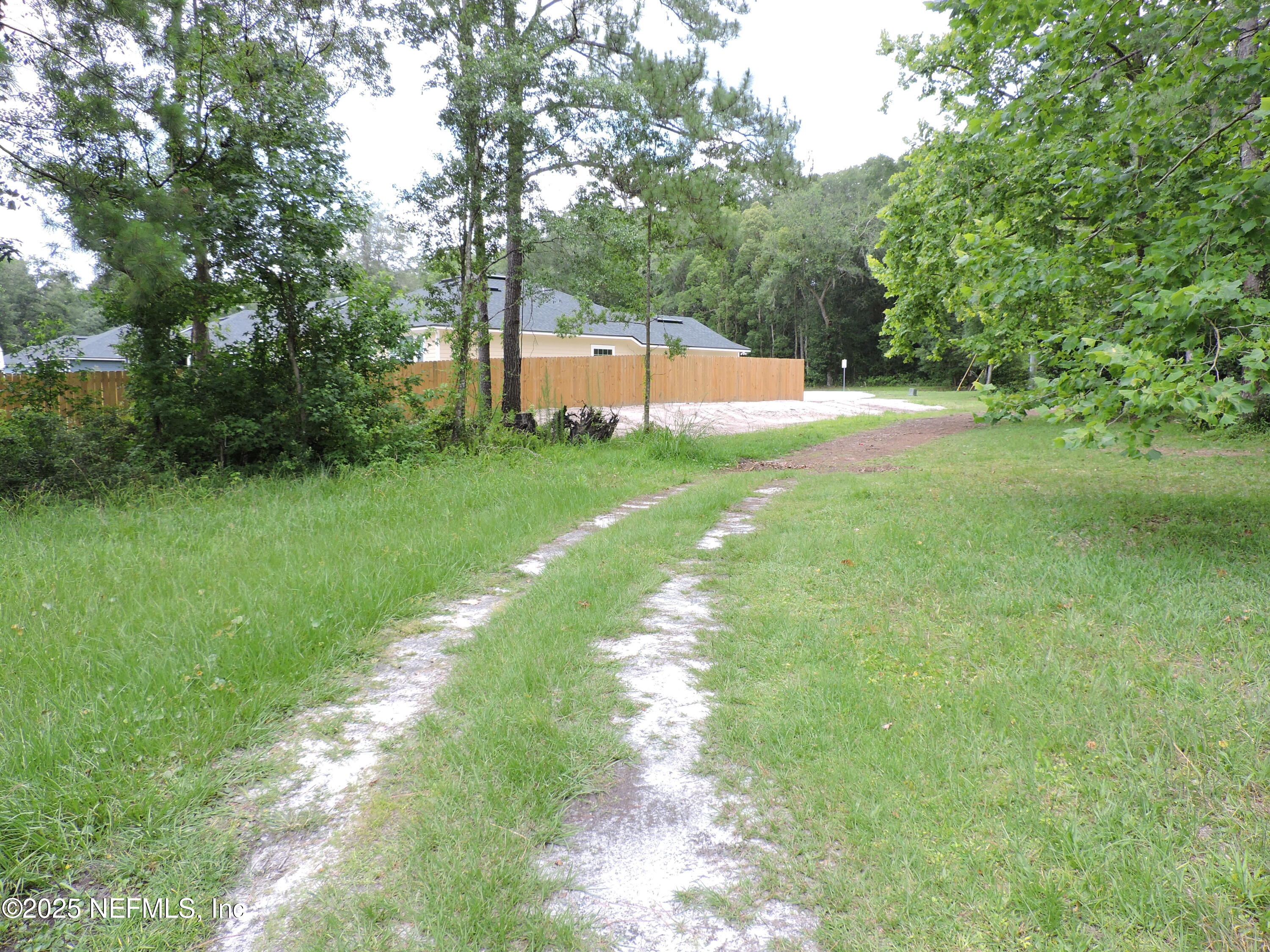100 EL DORADO Drive