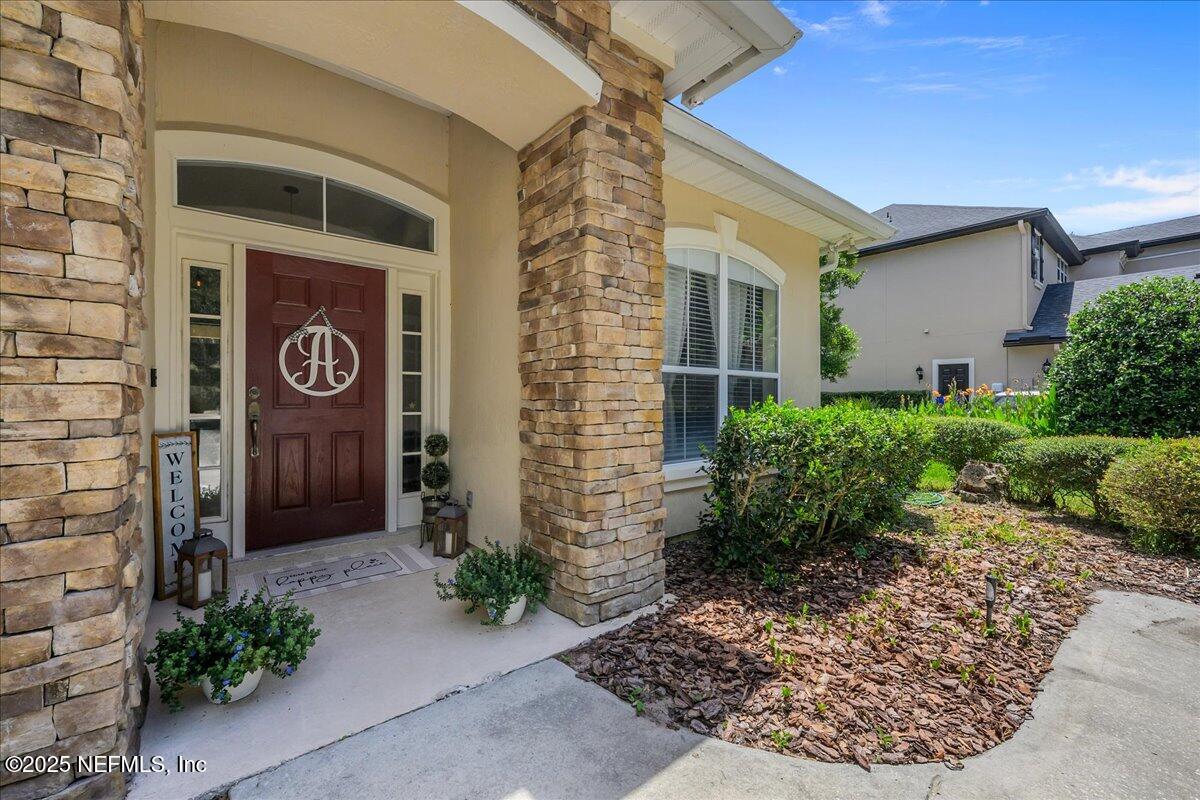 5307 GROVEWOOD Court