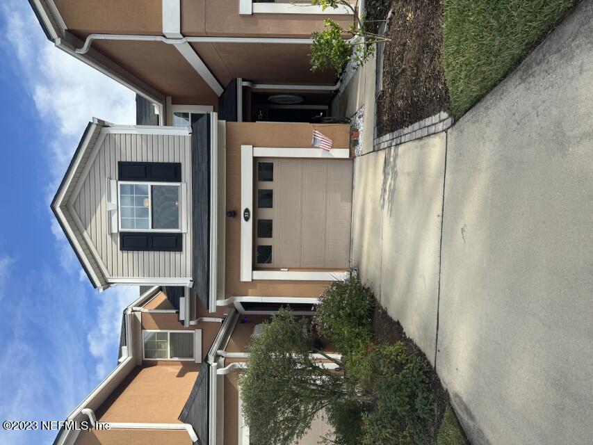 St Augustine, FL home for sale located at 33 La Paz Way, St Augustine, FL 32092