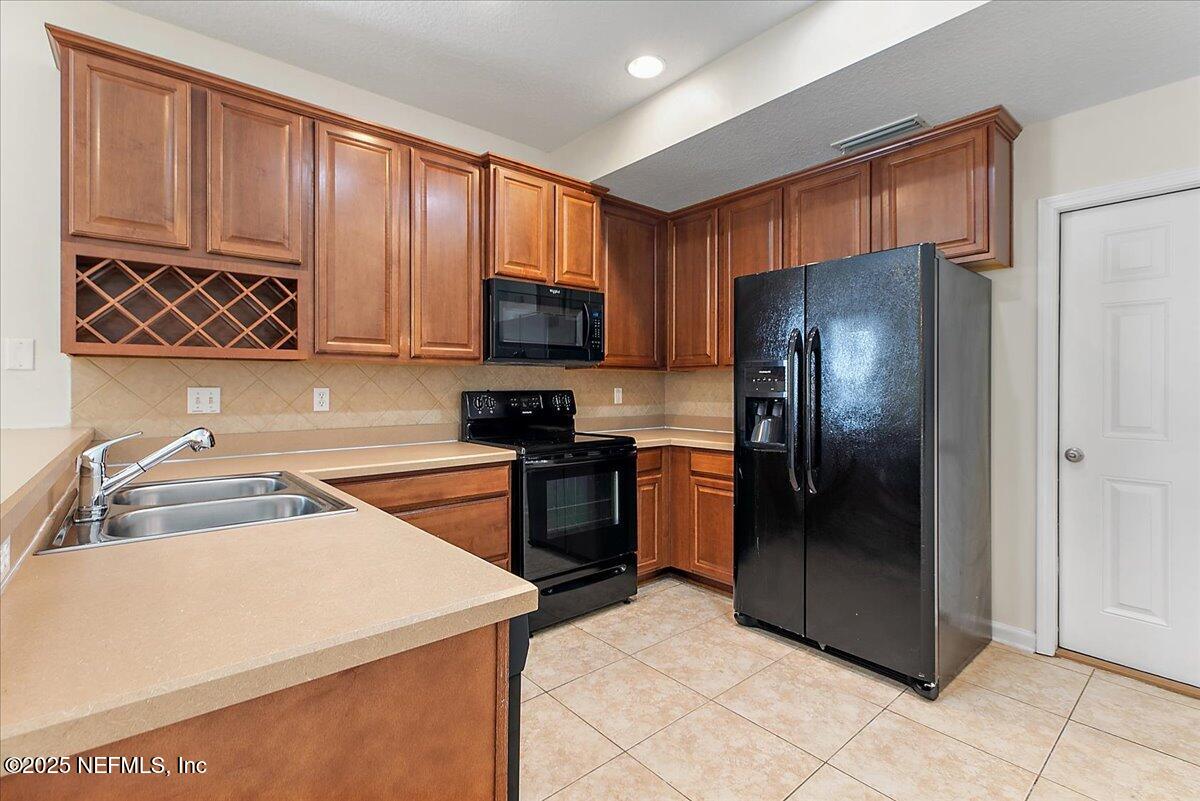 1804 ENTERPRISE Avenue