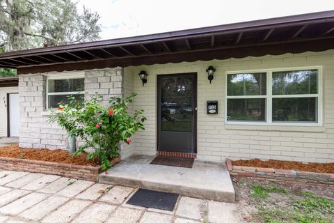 A home in Jacksonville