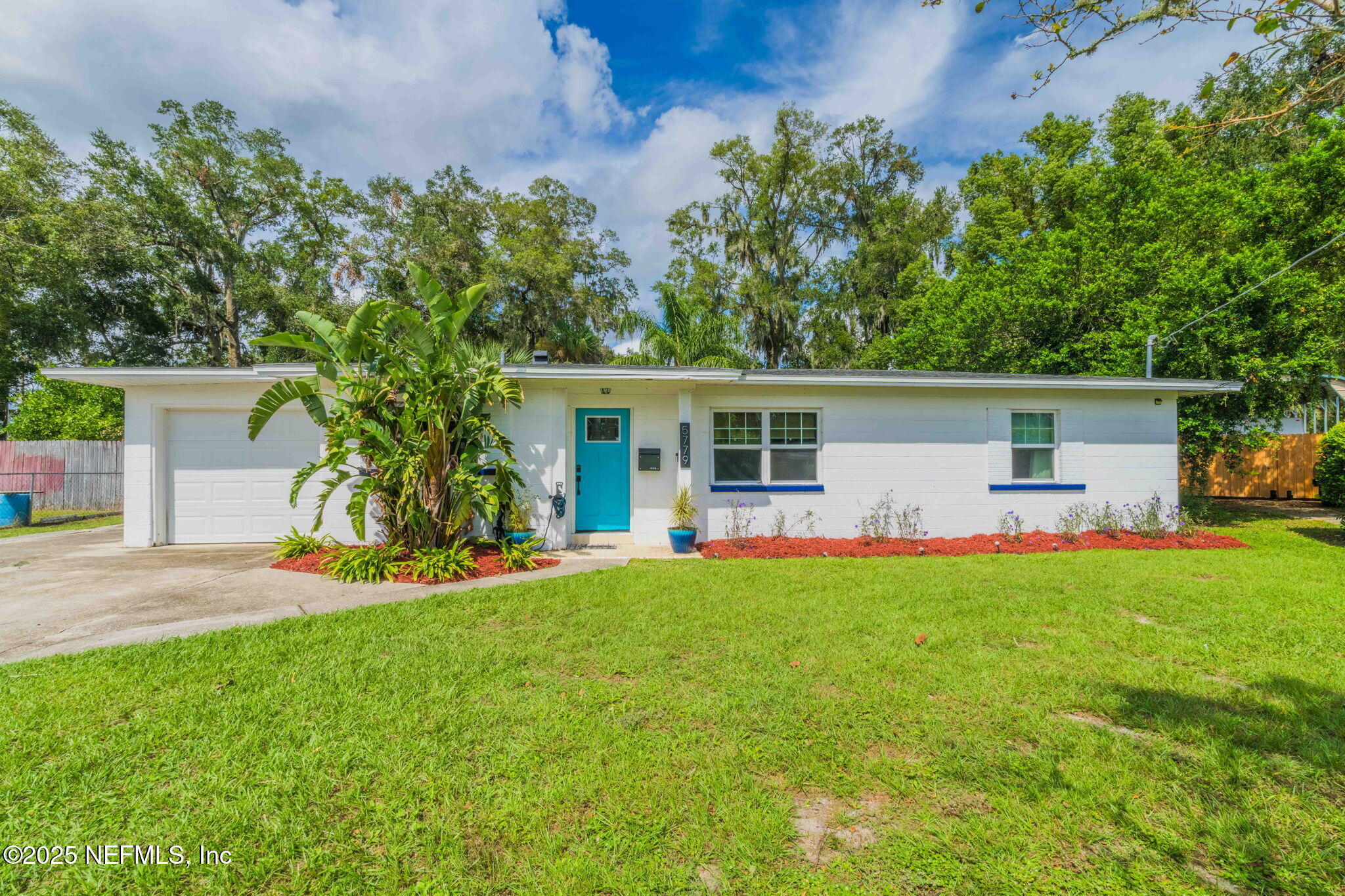 5779 CEDAR FOREST Drive N