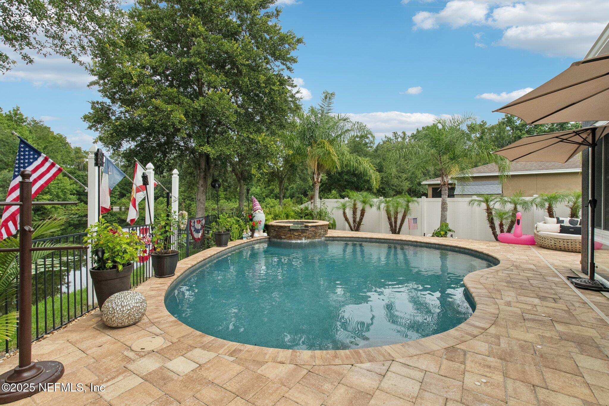 10284 OXFORD LAKES Drive