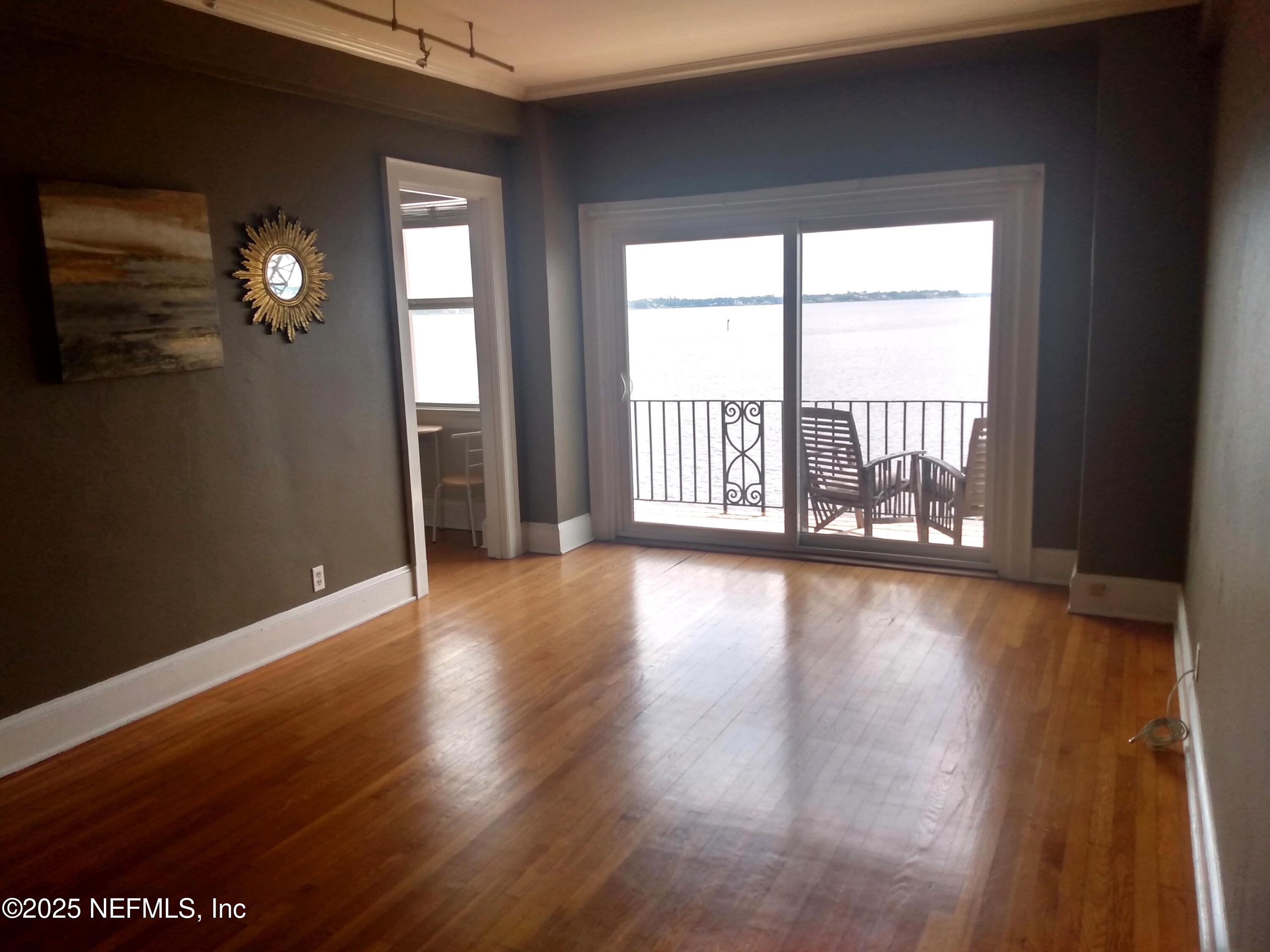 1846 MARGARET Street 2B