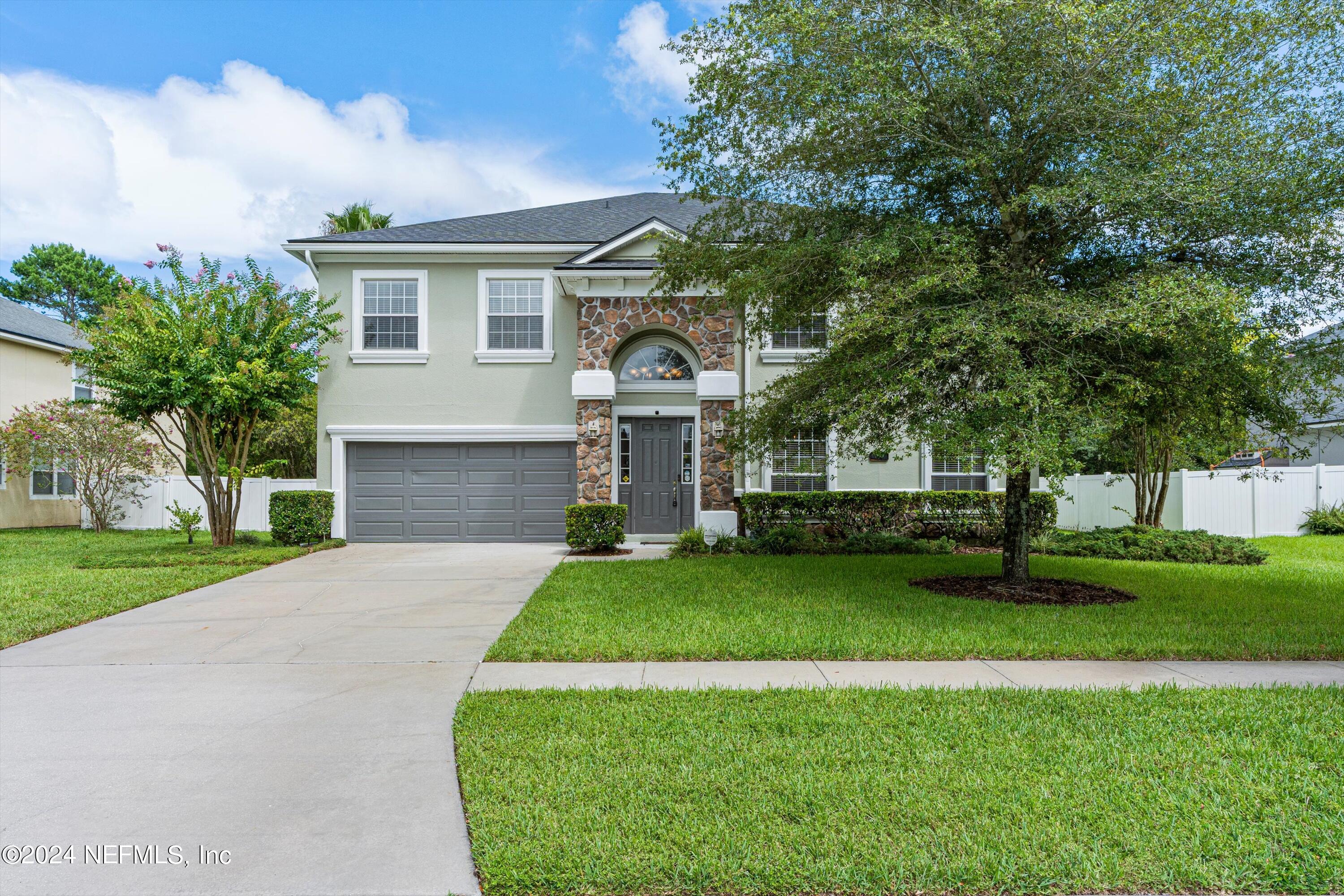716 WOODED HAMLET Court