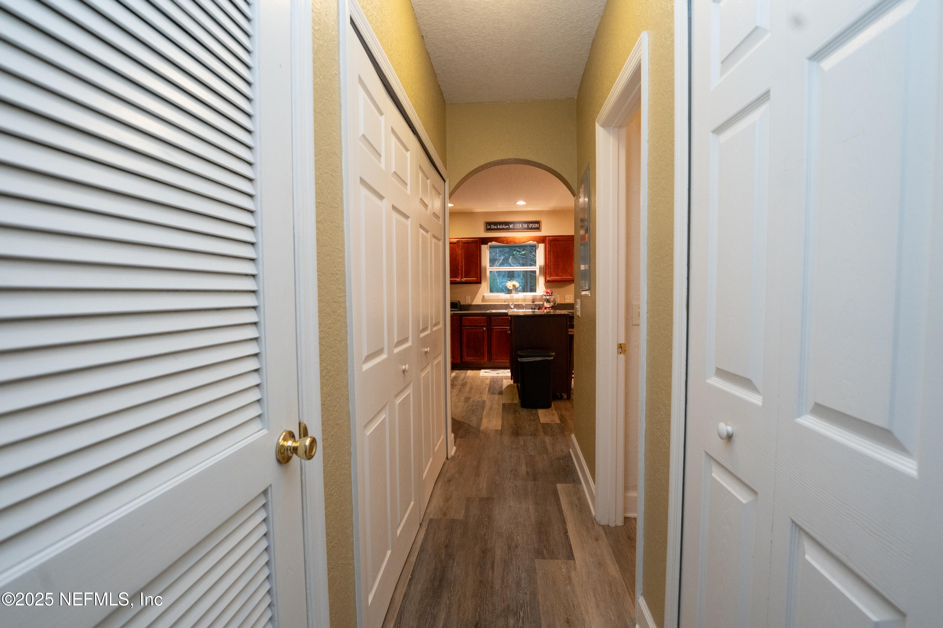 1872 LAGO DEL SUR Drive