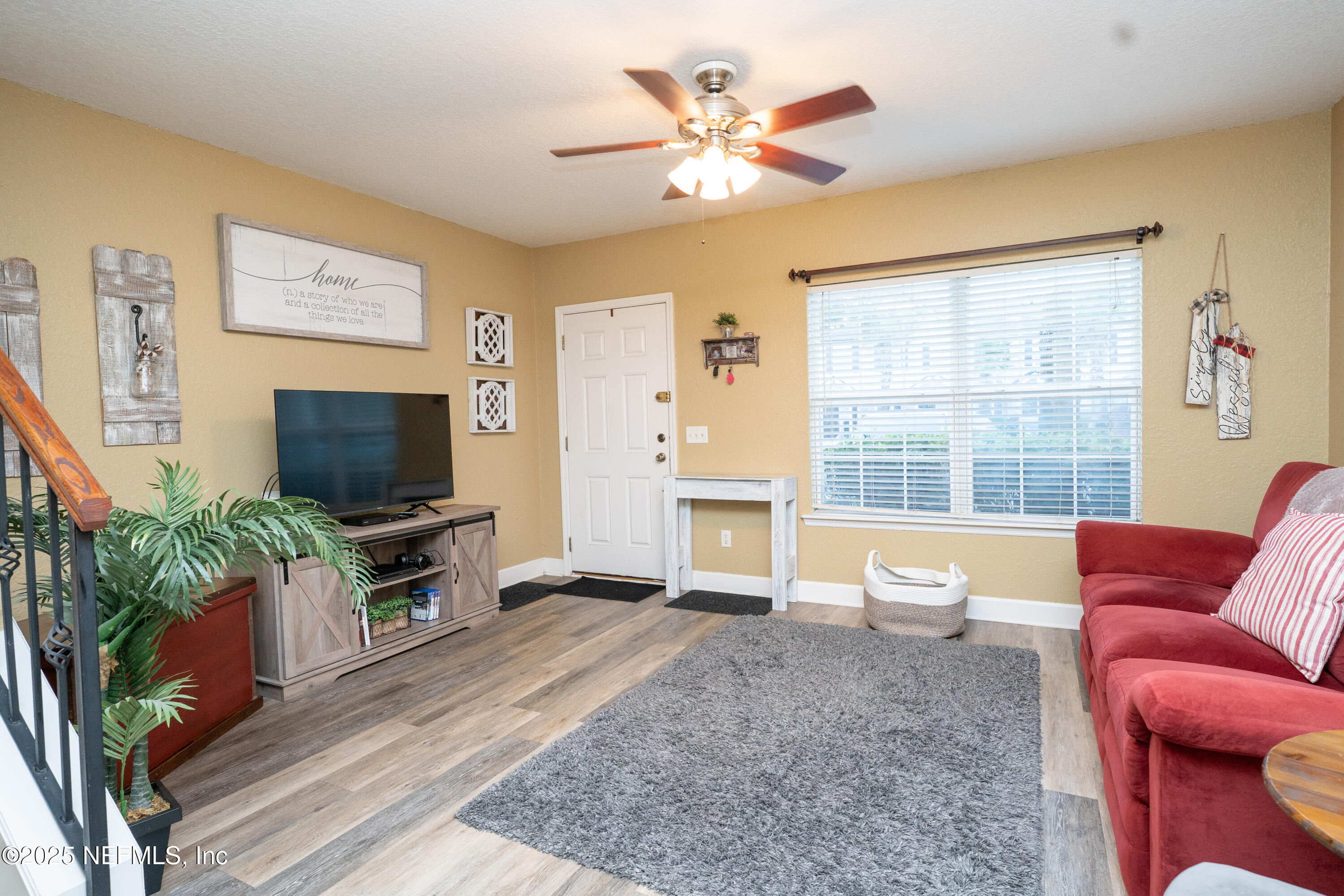 1872 LAGO DEL SUR Drive