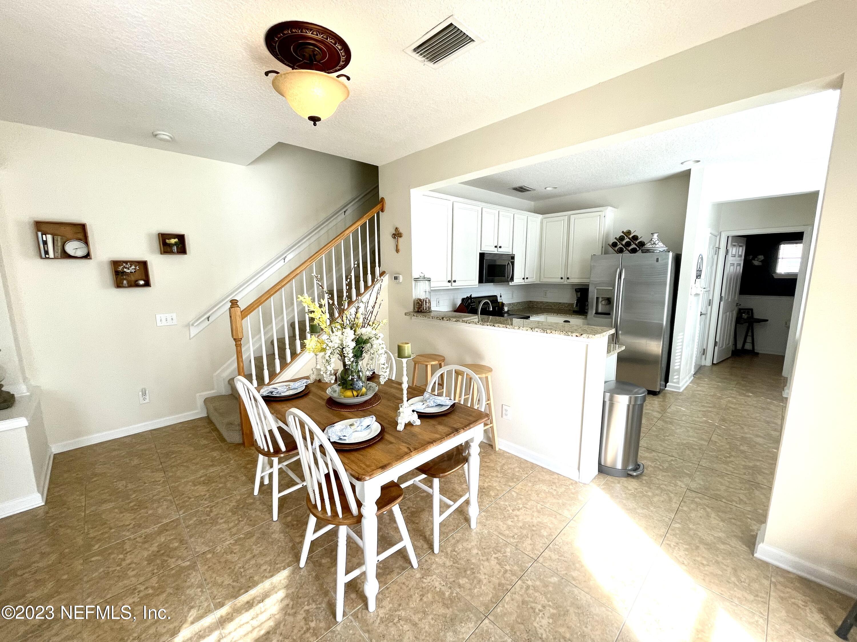 Photo 6 of 27 of 13273 STONE POND Drive townhome