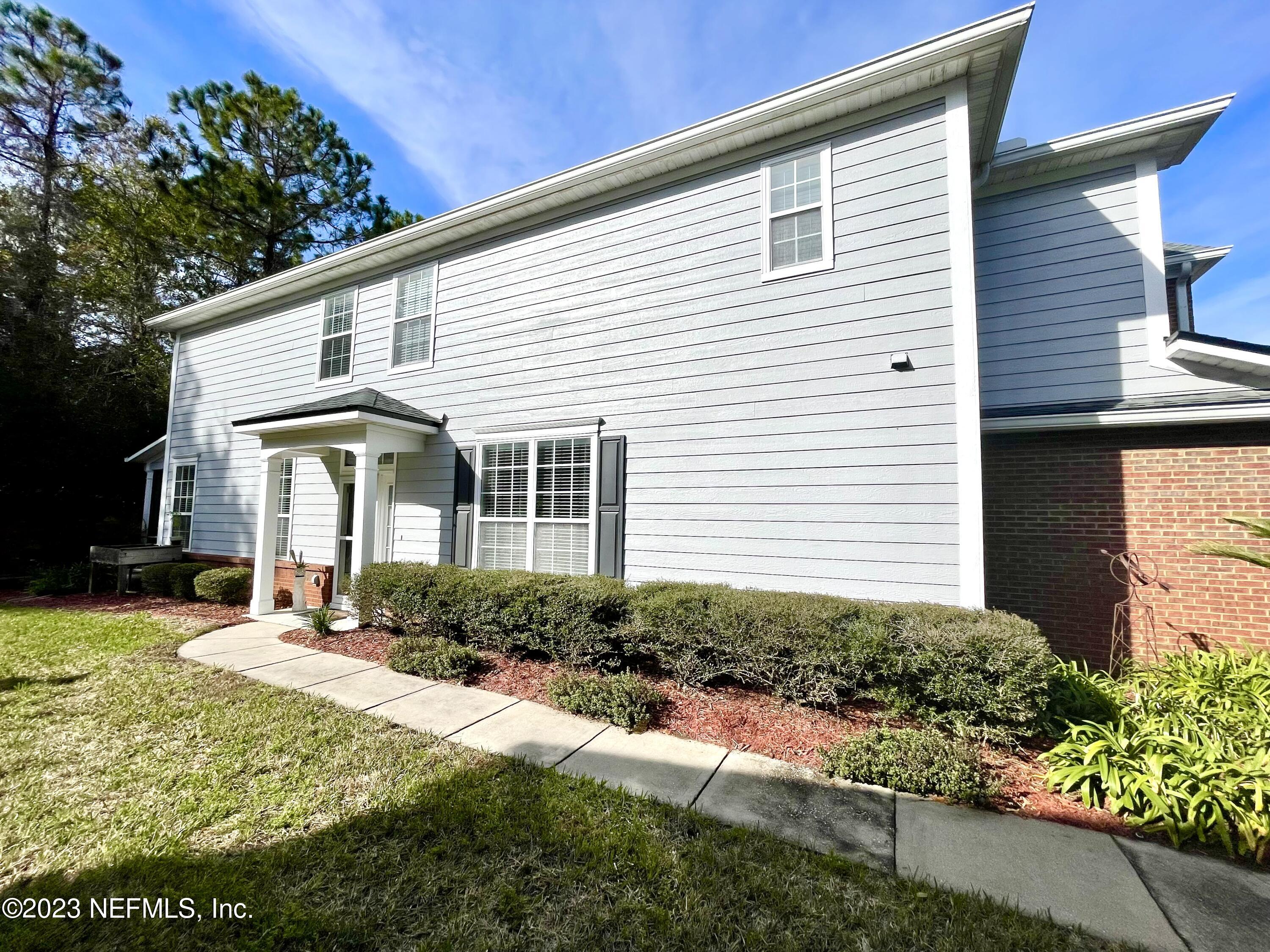 Photo 5 of 27 of 13273 STONE POND Drive townhome