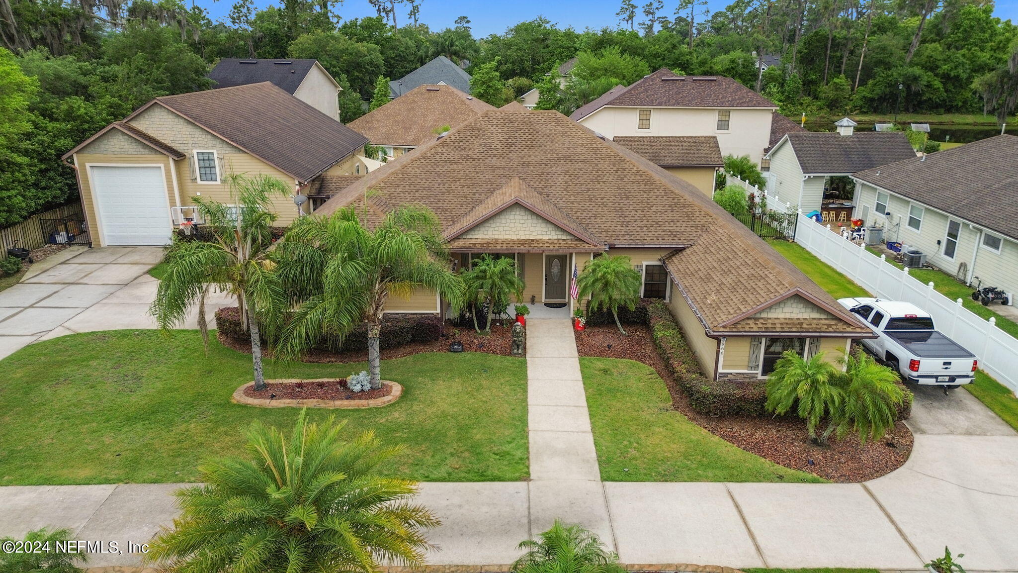 Fleming Island, FL home for sale located at 1966 N Lakeshore Drive, Fleming Island, FL 32003