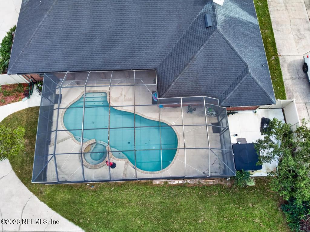 10087 PEBBLE RIDGE Drive N