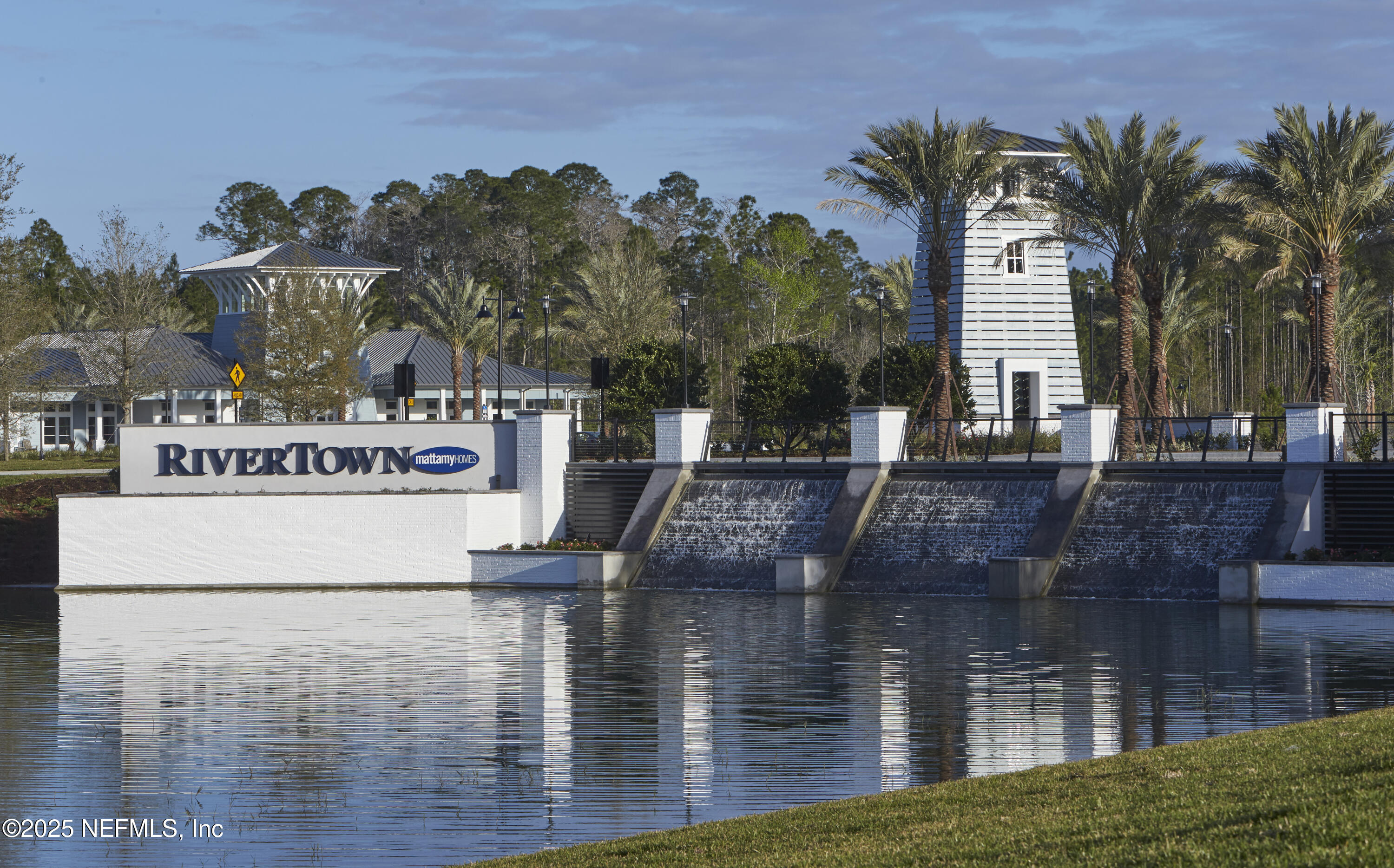 49 GRAND LAKES Drive