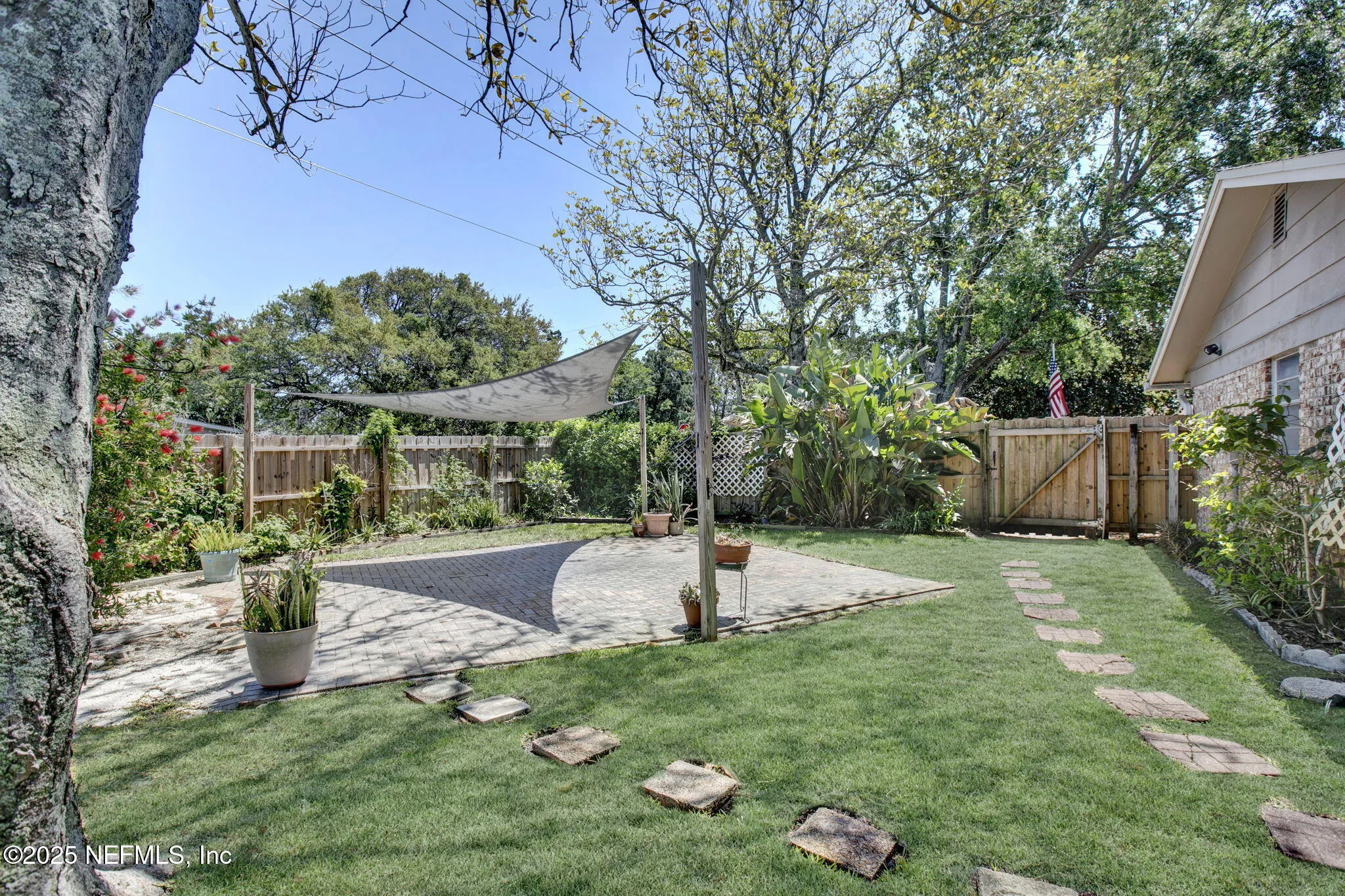 Neptune Beach, Florida 32266, United States, 3 Bedrooms Bedrooms, ,2 BathroomsBathrooms,Residential,Pending,114061