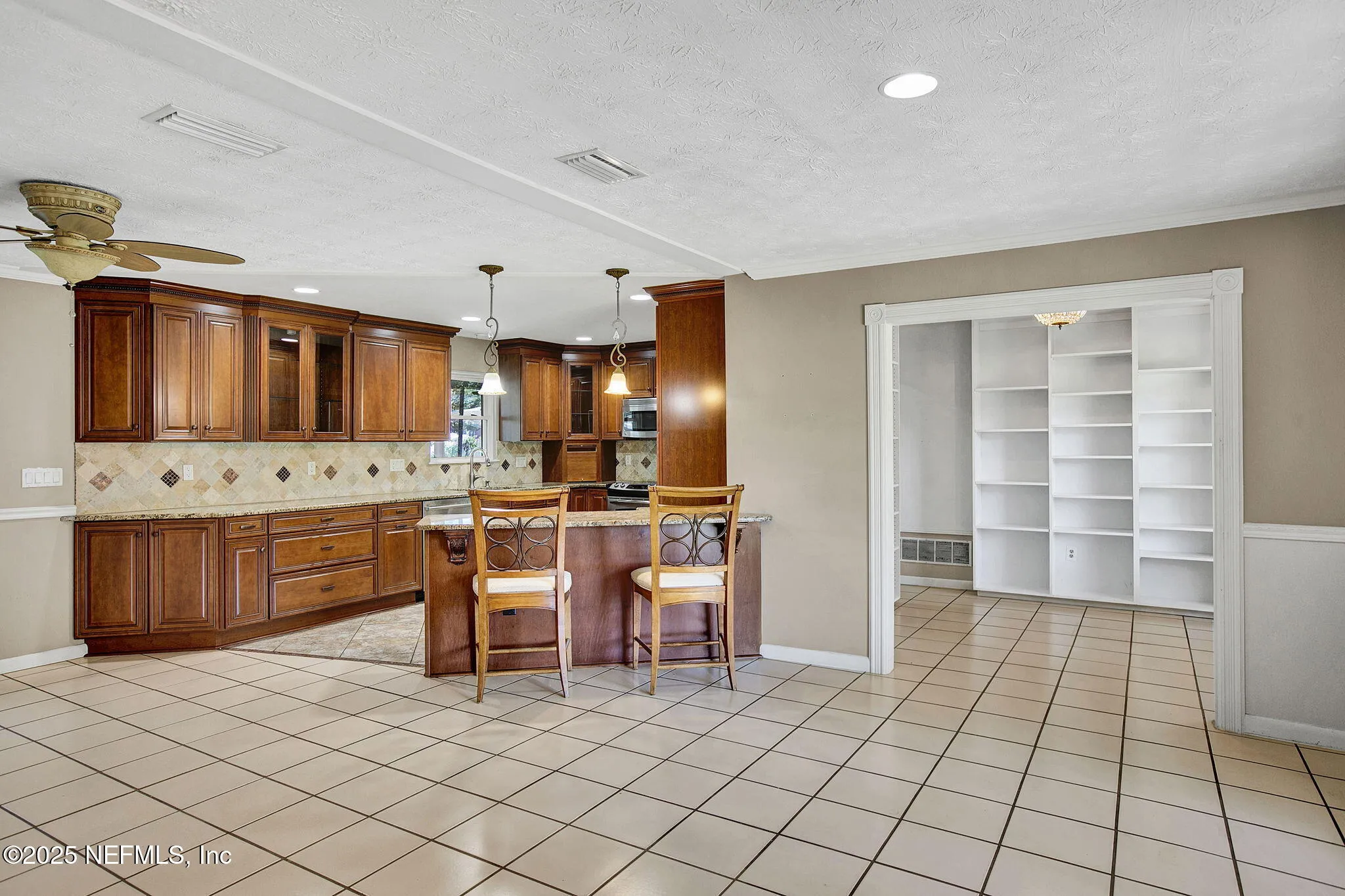 Neptune Beach, Florida 32266, United States, 3 Bedrooms Bedrooms, ,2 BathroomsBathrooms,Residential,Pending,114061