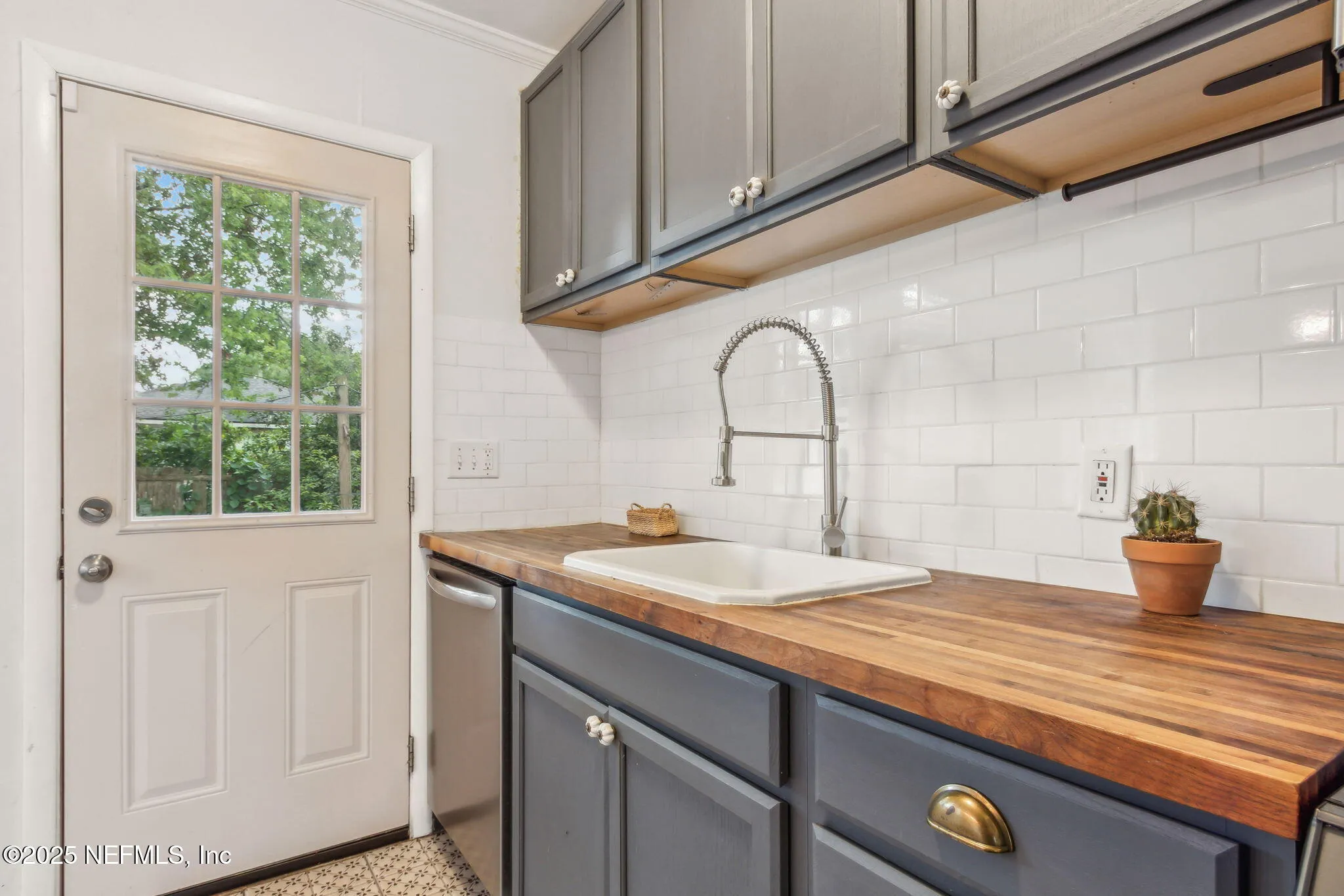 Jacksonville, Florida 32205, United States, 3 Bedrooms Bedrooms, ,1 BathroomBathrooms,Residential,Active,145496