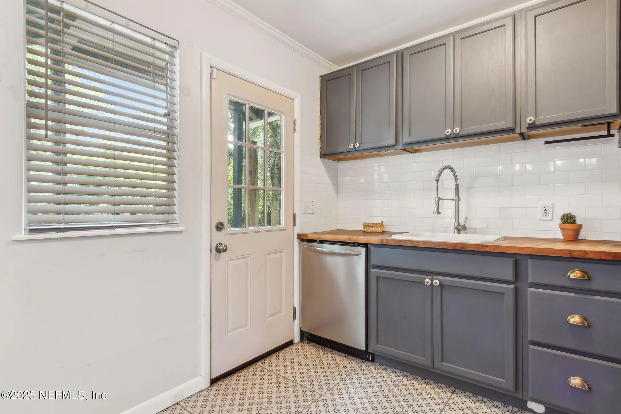 Jacksonville, Florida 32205, United States, 3 Bedrooms Bedrooms, ,1 BathroomBathrooms,Residential,Active,145496