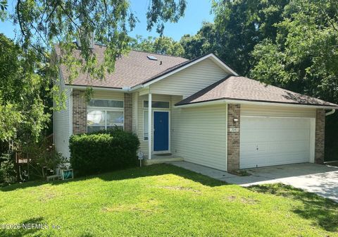 Photo of 7043 VALLEY CREST Court, Jacksonville, FL 32277 (MLS # 2143658)
