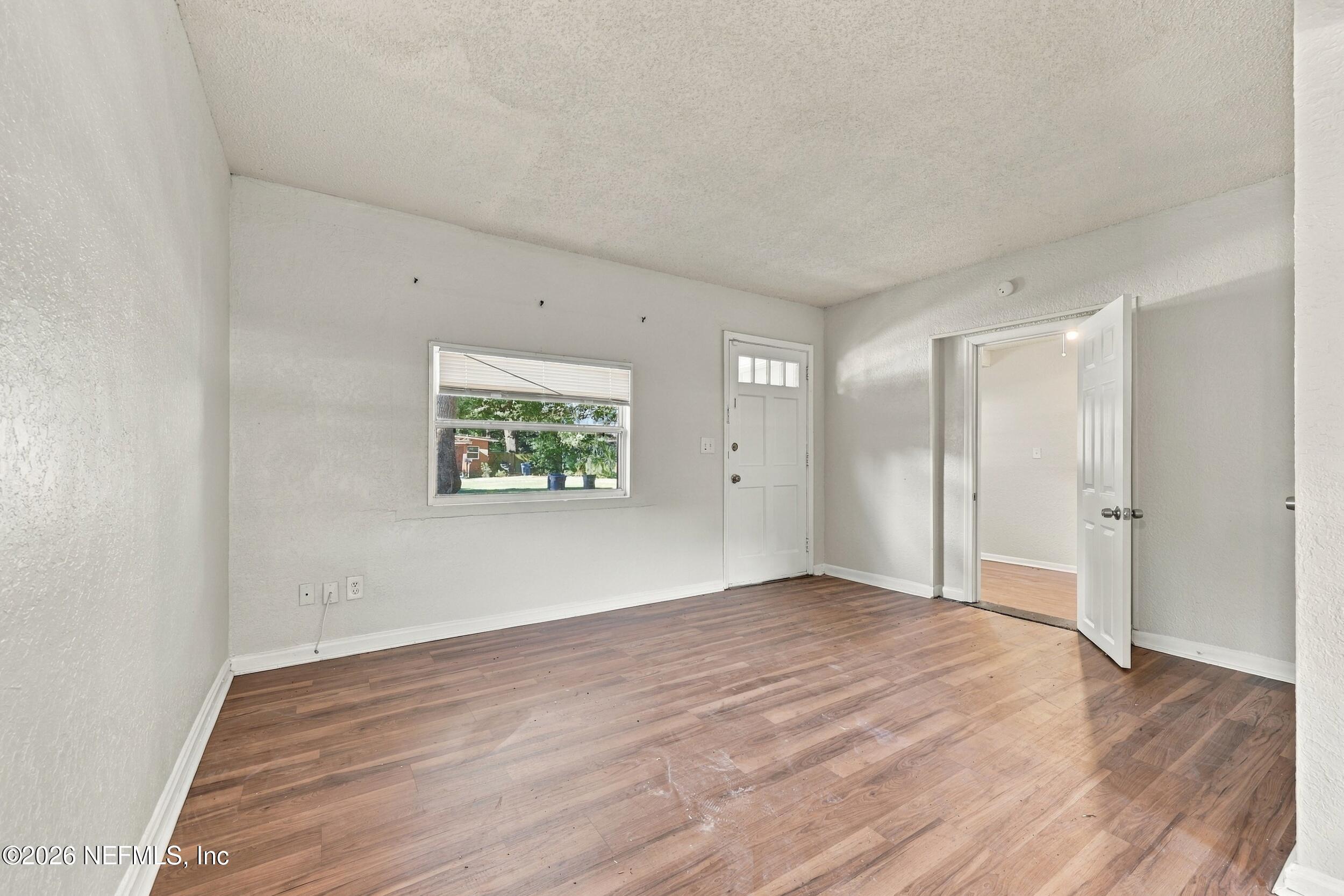 1627 FRIAR Road